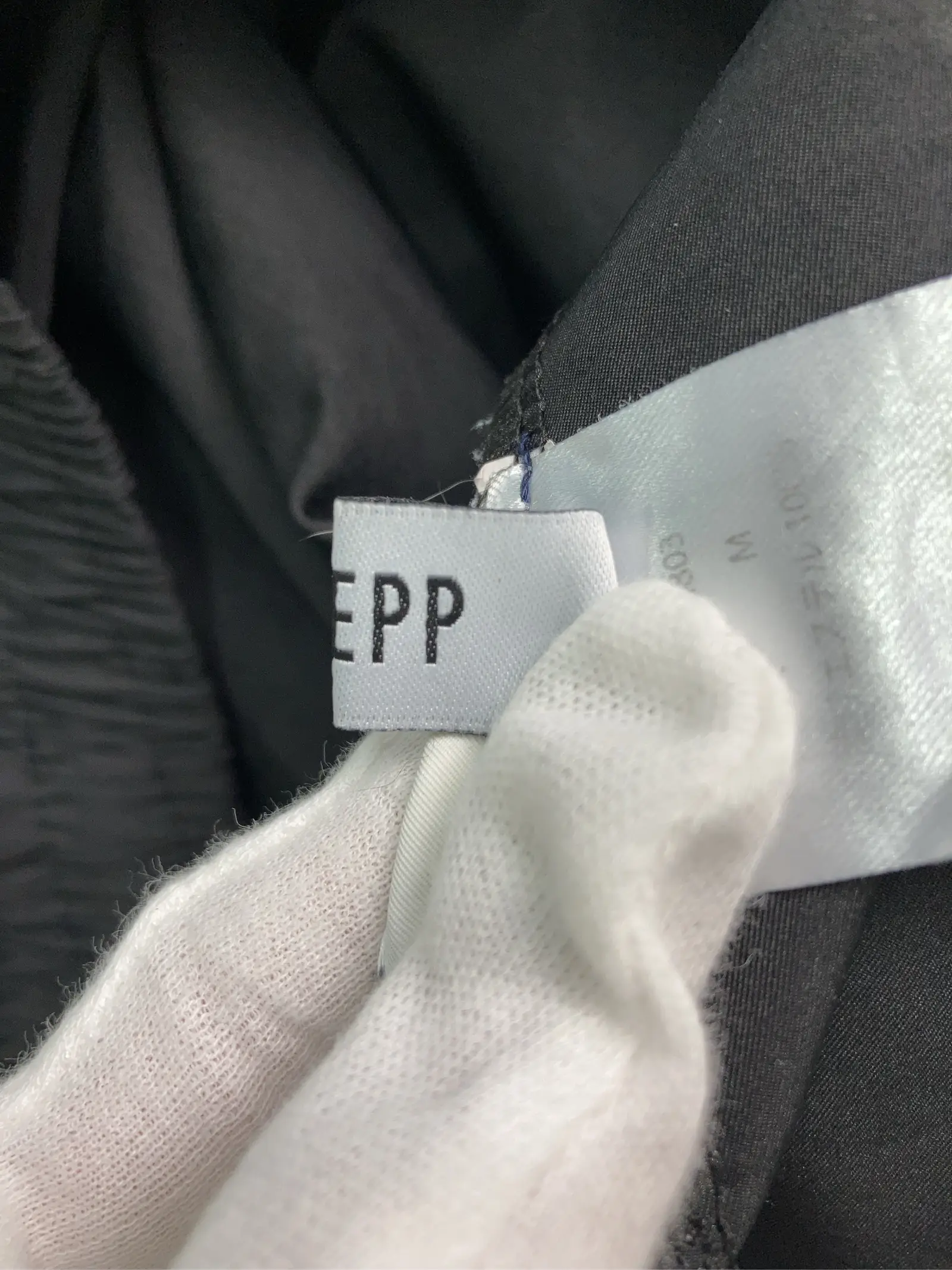 https://r2-worker.digdig.jp/product/60686dfe-a5f5-44e6-ac20-bf2c92063730/05414299-704d-4f61-9c43-da8f6fba829e