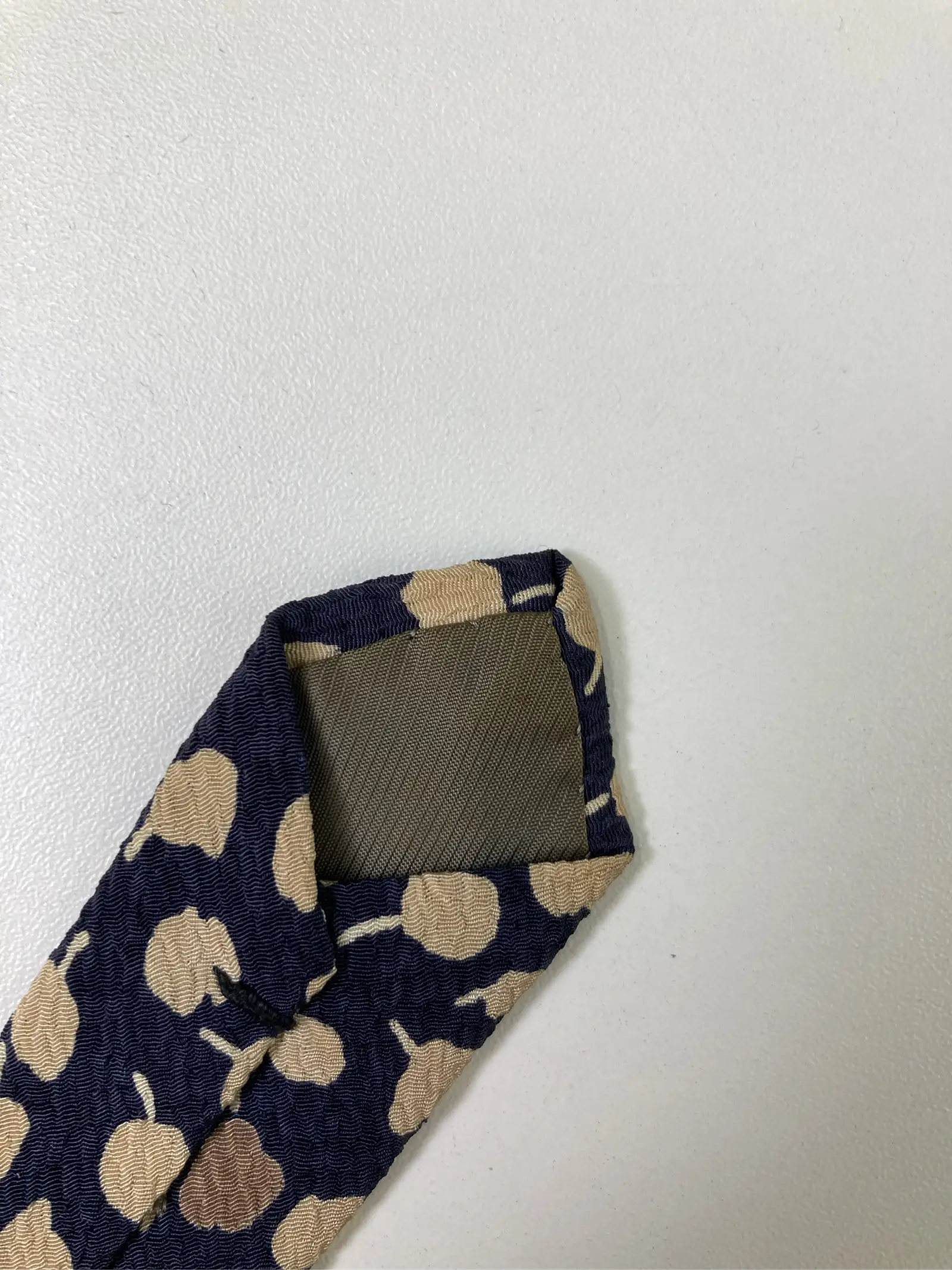 https://r2-worker.digdig.jp/product/60dbff74-855d-43e1-bddb-2eede78a8374/d1f69014-6aad-47cd-ad31-ea24f7db6774