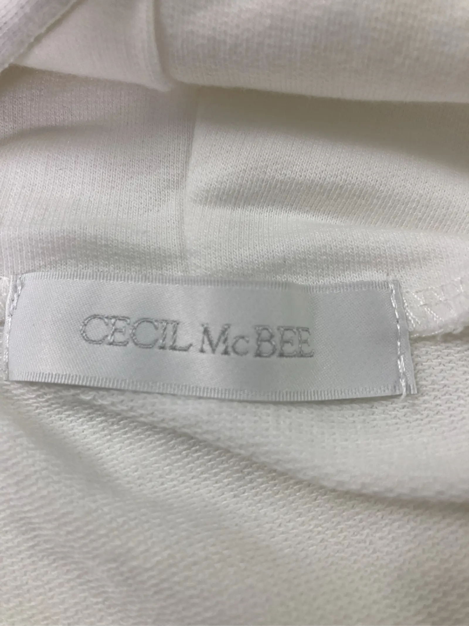 https://r2-worker.digdig.jp/product/60e01985-e503-4836-be06-f2f543d6fc80/8bcc60cc-a2cf-4ae7-be4a-dbe8cf757e58