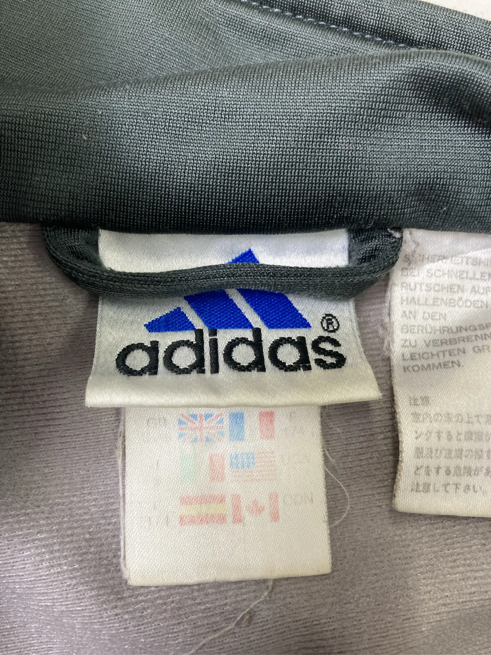 https://r2-worker.digdig.jp/product/60e2f4eb-3dab-48ae-a2c2-99f2eec34309/1d338ce9-4a32-460a-ae21-9fd46fbbf600