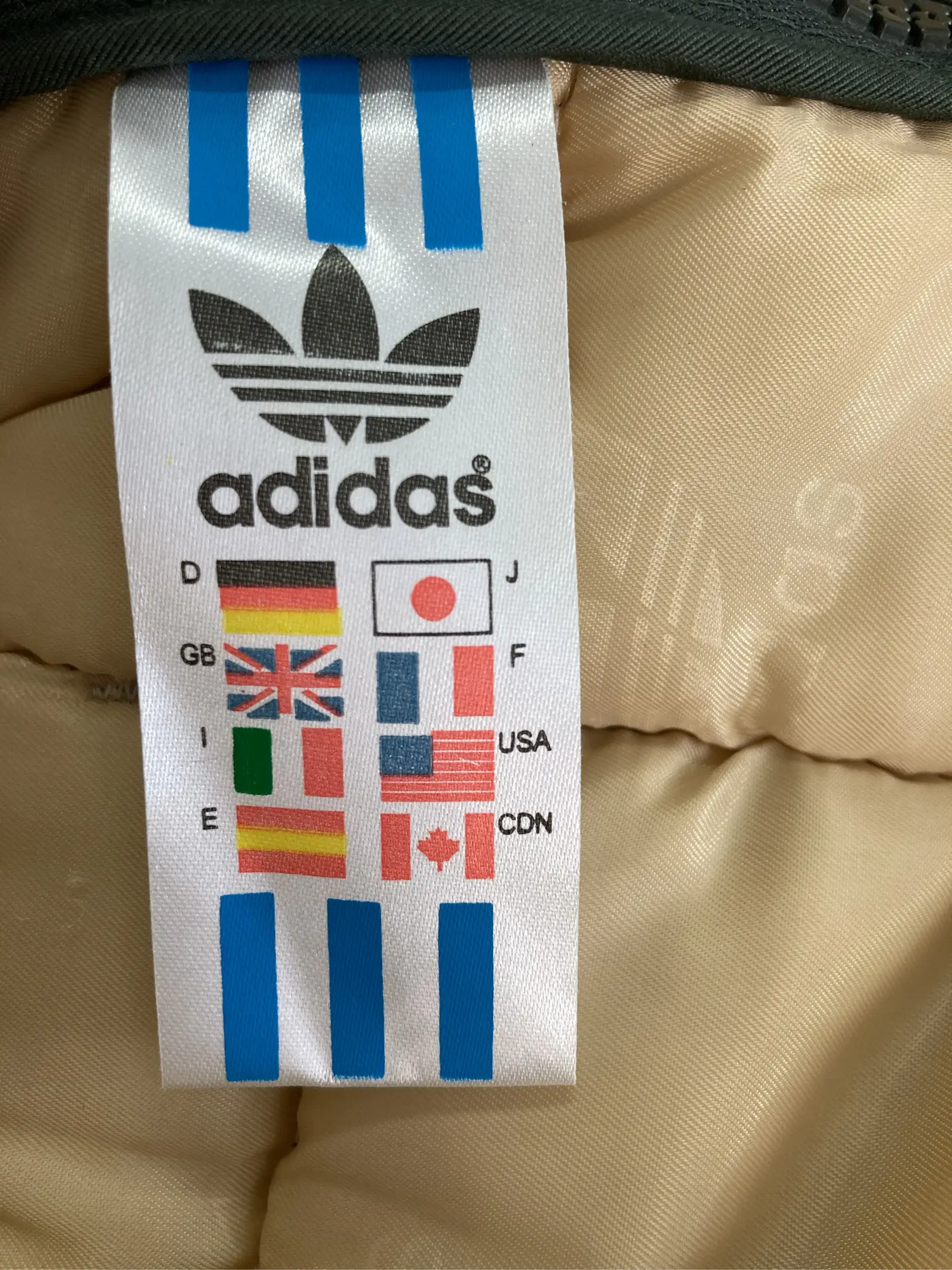 https://r2-worker.digdig.jp/product/610825f1-0c38-4656-9ce3-71b7cf382427/6b52a09d-4077-4487-bd73-31460adb68e3