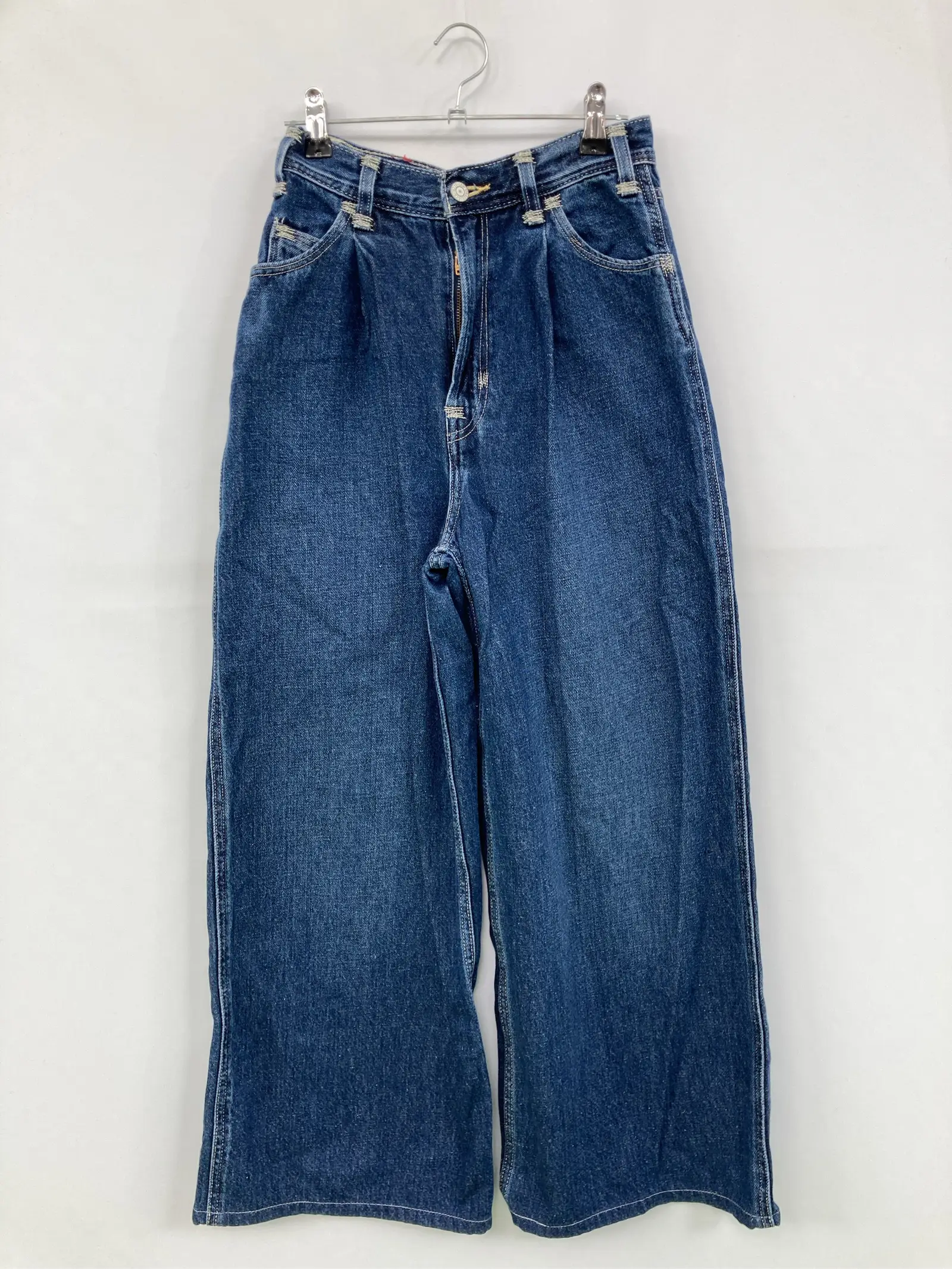 https://r2-worker.digdig.jp/product/61763278-4844-49e2-ba51-d63a8896988d/a0e50b4a-0e5b-4daf-807a-553c70674d4f