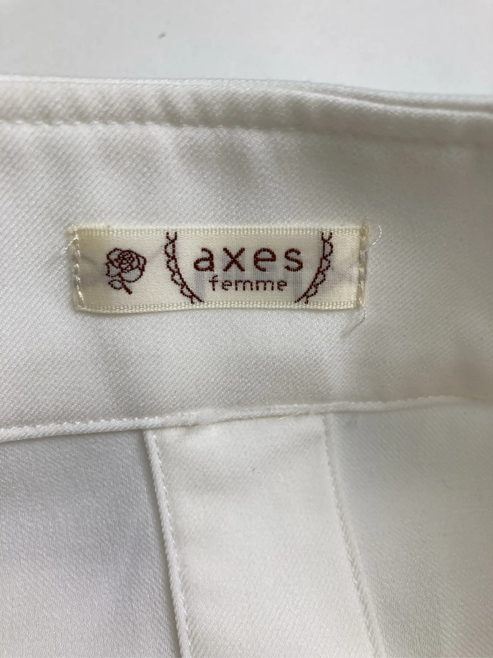 https://r2-worker.digdig.jp/product/61bf7aba-e039-4fef-bb3b-8275bd2e09d1/8a9cfab4-2651-4d86-bb81-652533ce3047