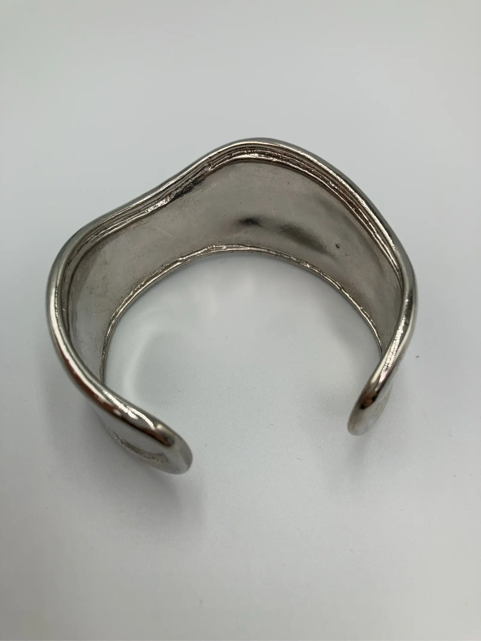 https://r2-worker.digdig.jp/product/61c7b88a-e4af-4a58-bb0d-9c5c797ec675/4bc2734a-472a-4904-9ed5-eef66da0e022