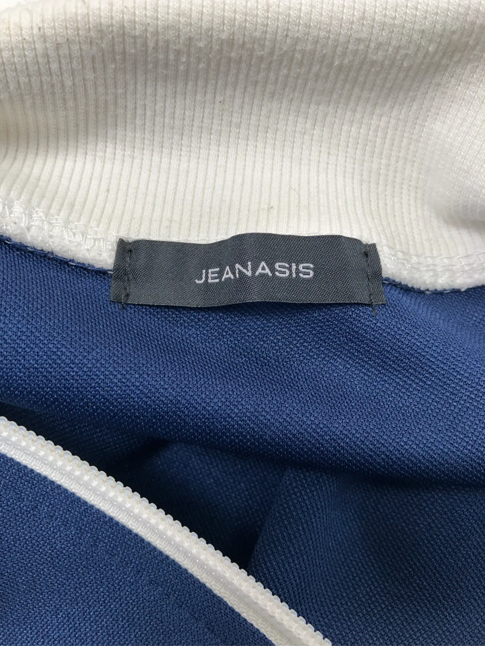 https://r2-worker.digdig.jp/product/620227b0-aa94-4060-ac43-f87eb3f45c09/c5633d20-2486-40f7-9b70-2527a6162bd5