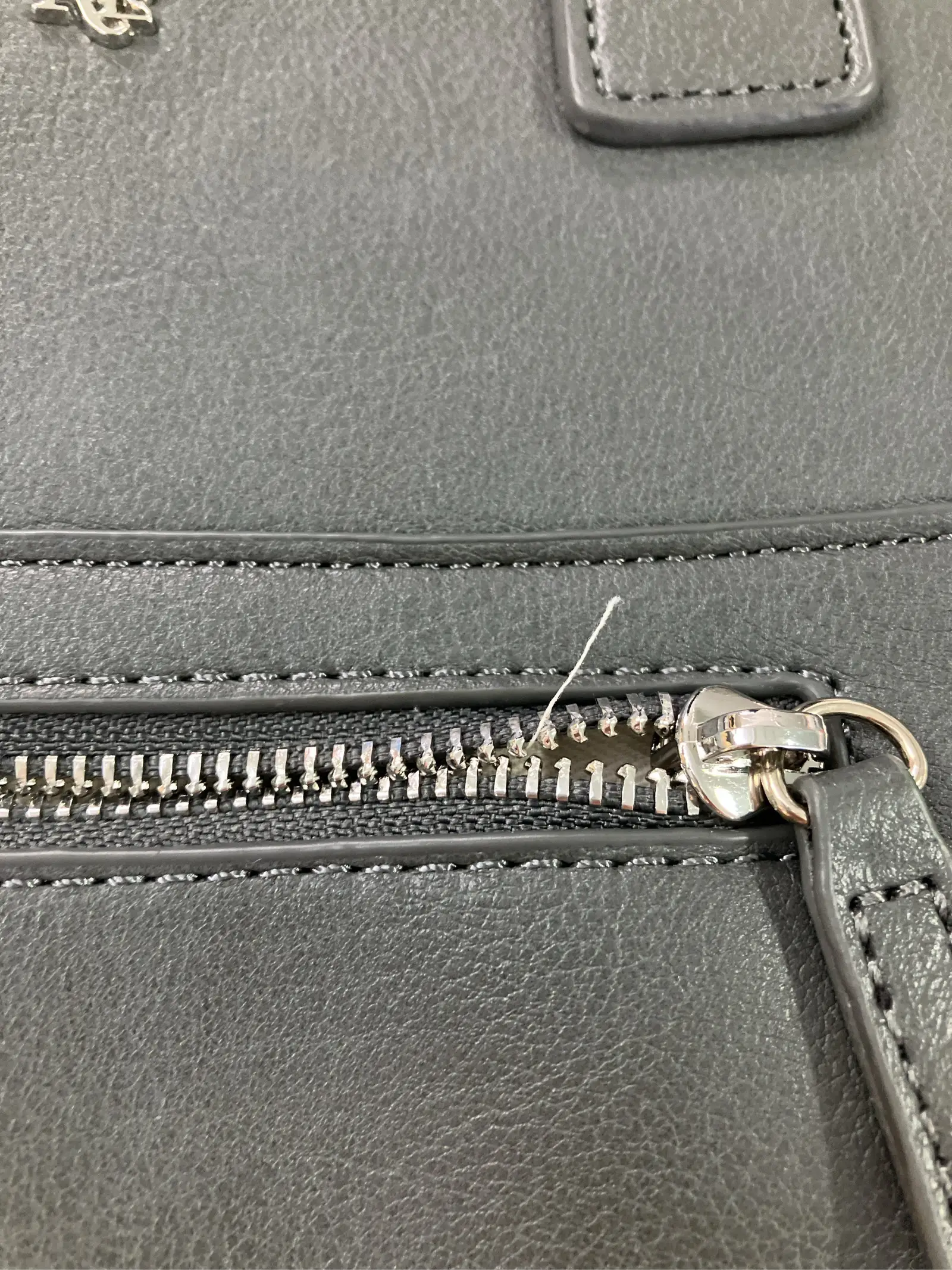 https://r2-worker.digdig.jp/product/620f0c42-94ad-4341-b7fa-2d7fd5a45678/f0070b7c-b590-42c5-a808-8b5cd7ab12c5