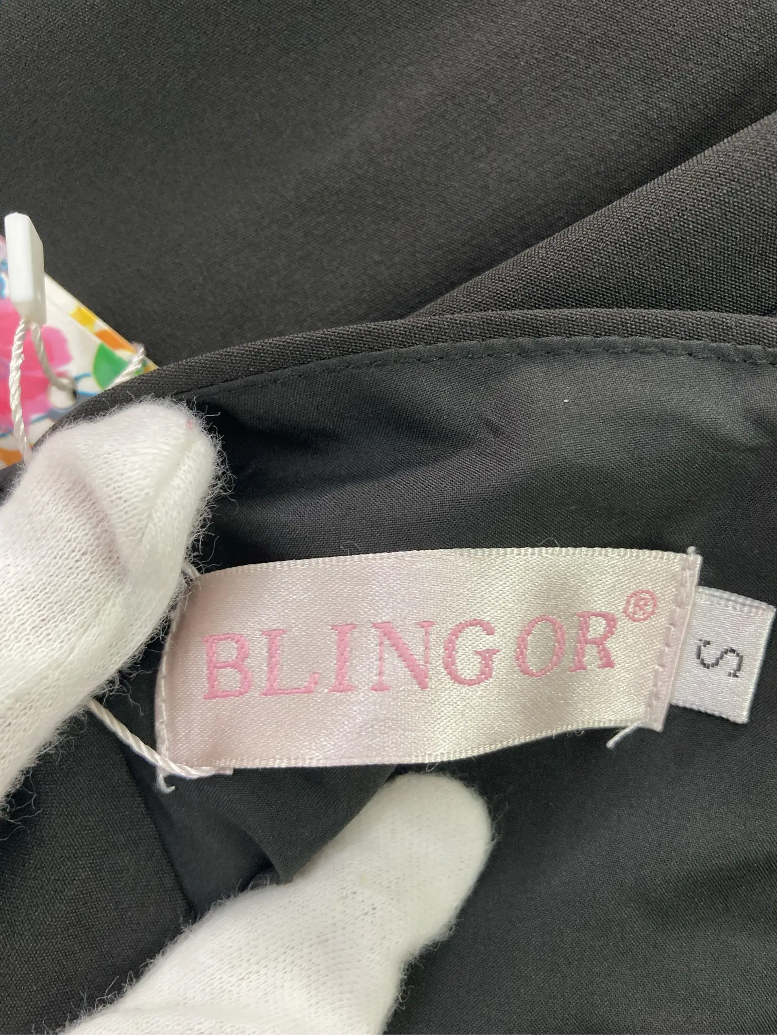 https://r2-worker.digdig.jp/product/6220f82f-db16-4442-8663-a5c92f88ddcd/eb0074e4-6079-4fc6-9838-8b10900d245a