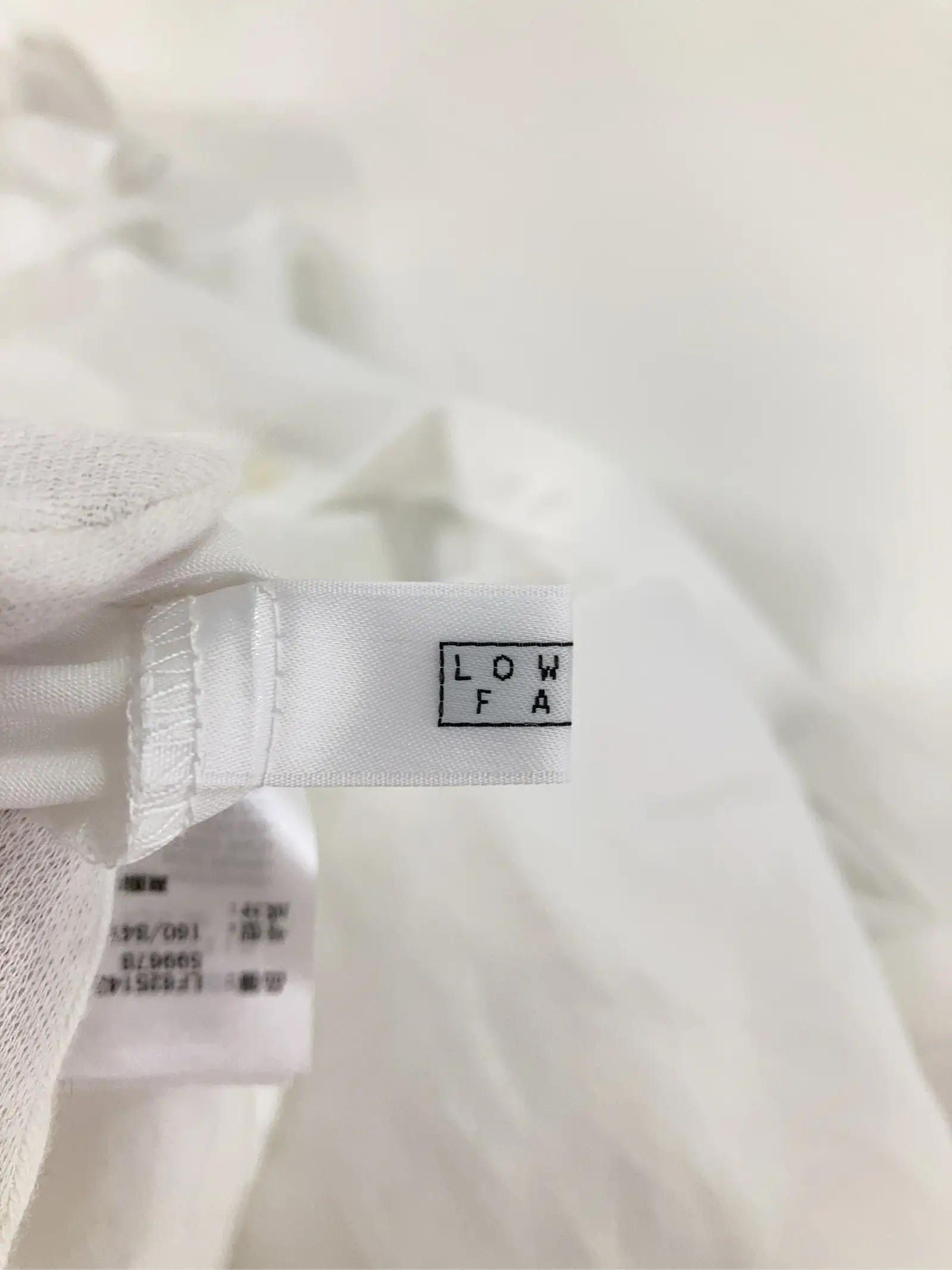 https://r2-worker.digdig.jp/product/63001f74-57ed-4238-9ee7-adf846efd4d6/3f2f2ec6-7330-4bf0-98c6-eefebe56ef2a