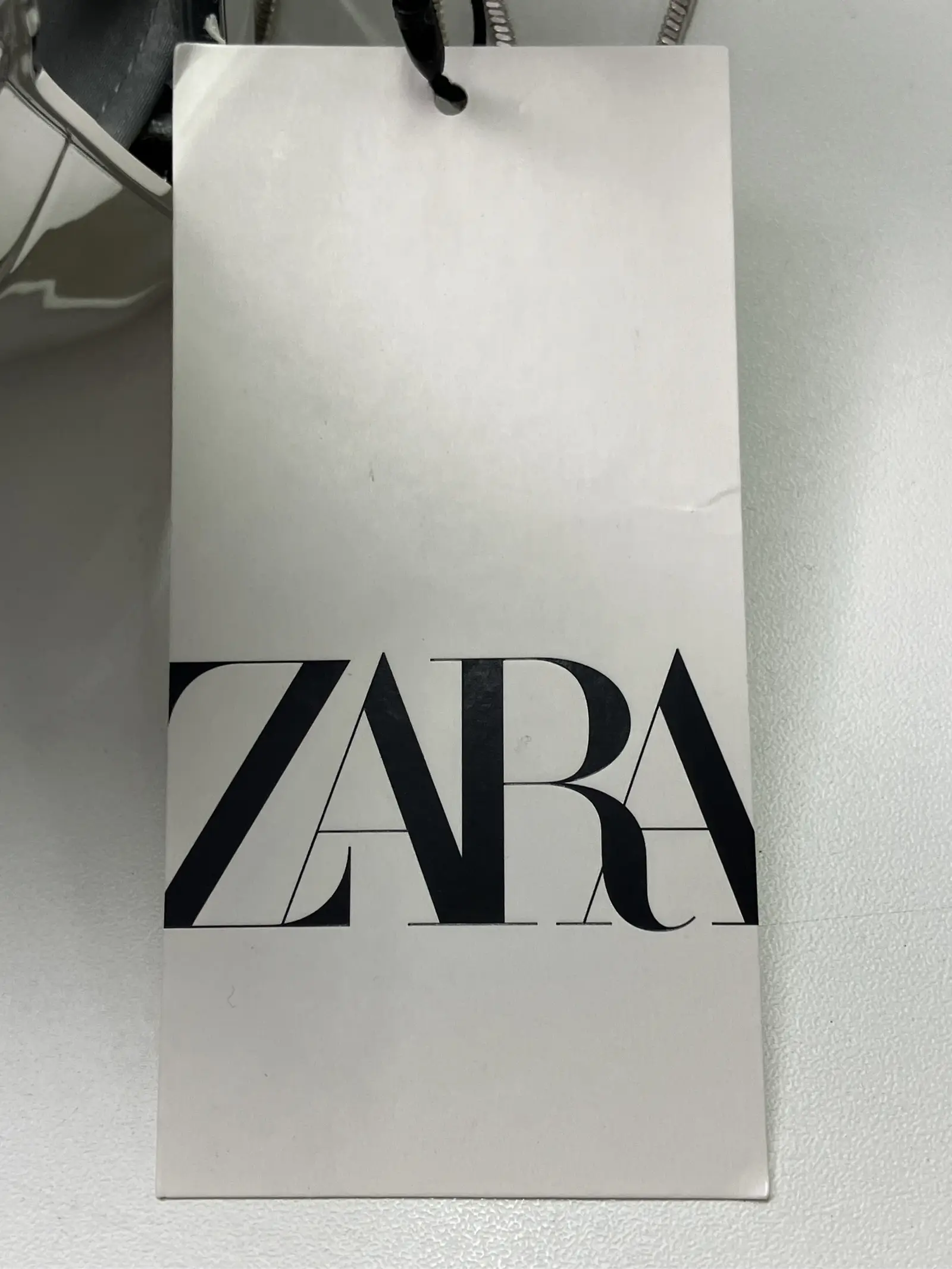 https://r2-worker.digdig.jp/product/6316eba0-8960-4224-af0a-dd2c63ac9363/93f0a1e6-169f-4fa5-a36d-e6c402ee5682