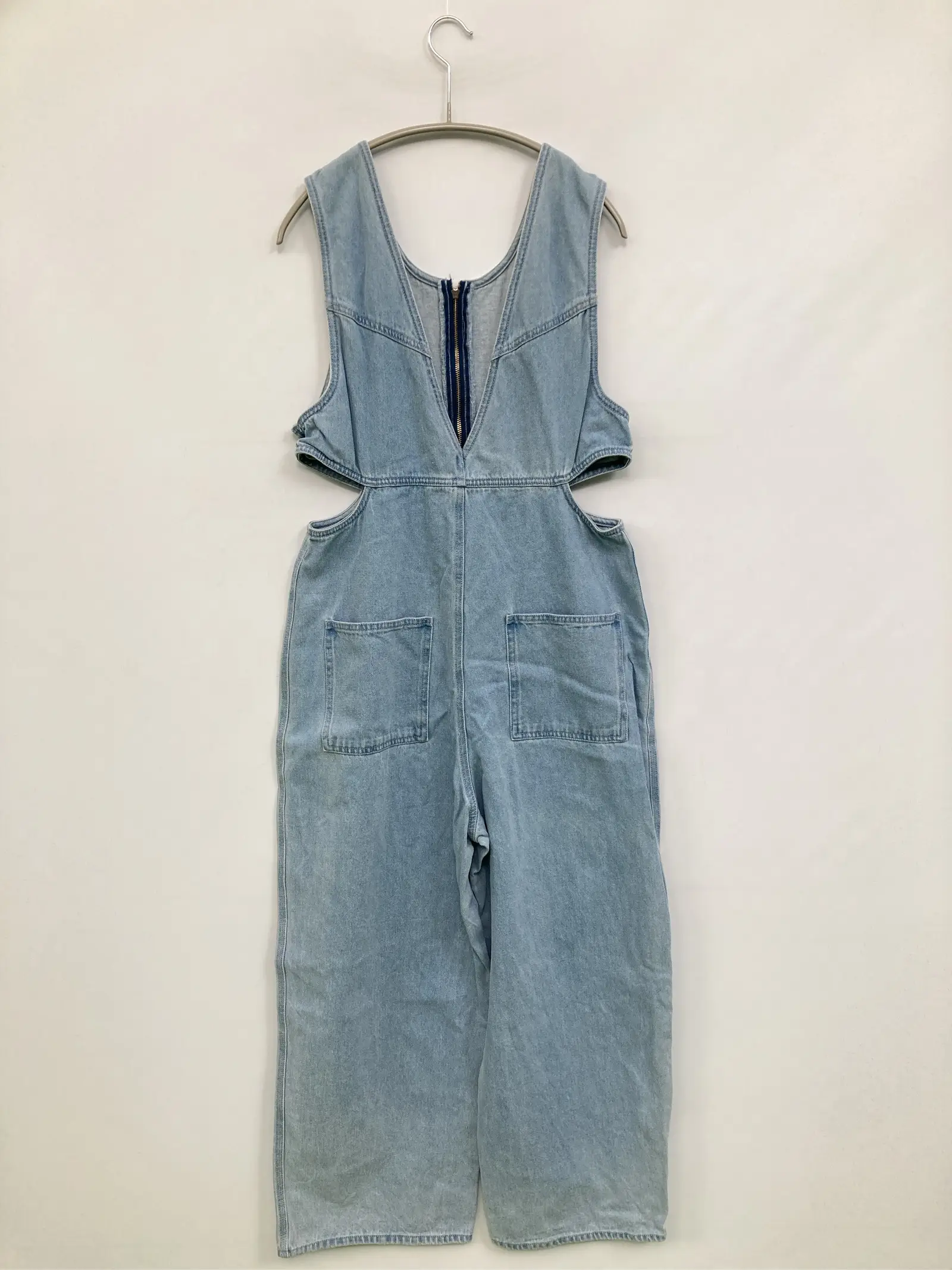 https://r2-worker.digdig.jp/product/6343bfc7-b1b6-4eed-9322-b725711980fd/91ef6c4b-7cd5-44ba-80b8-910658892c40