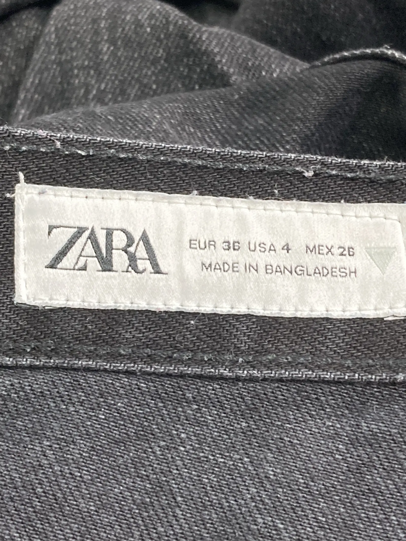 https://r2-worker.digdig.jp/product/645d711b-abda-452c-9da4-dc95ce7f76da/4611f7d0-165b-4fa2-abea-8e1224fa625a
