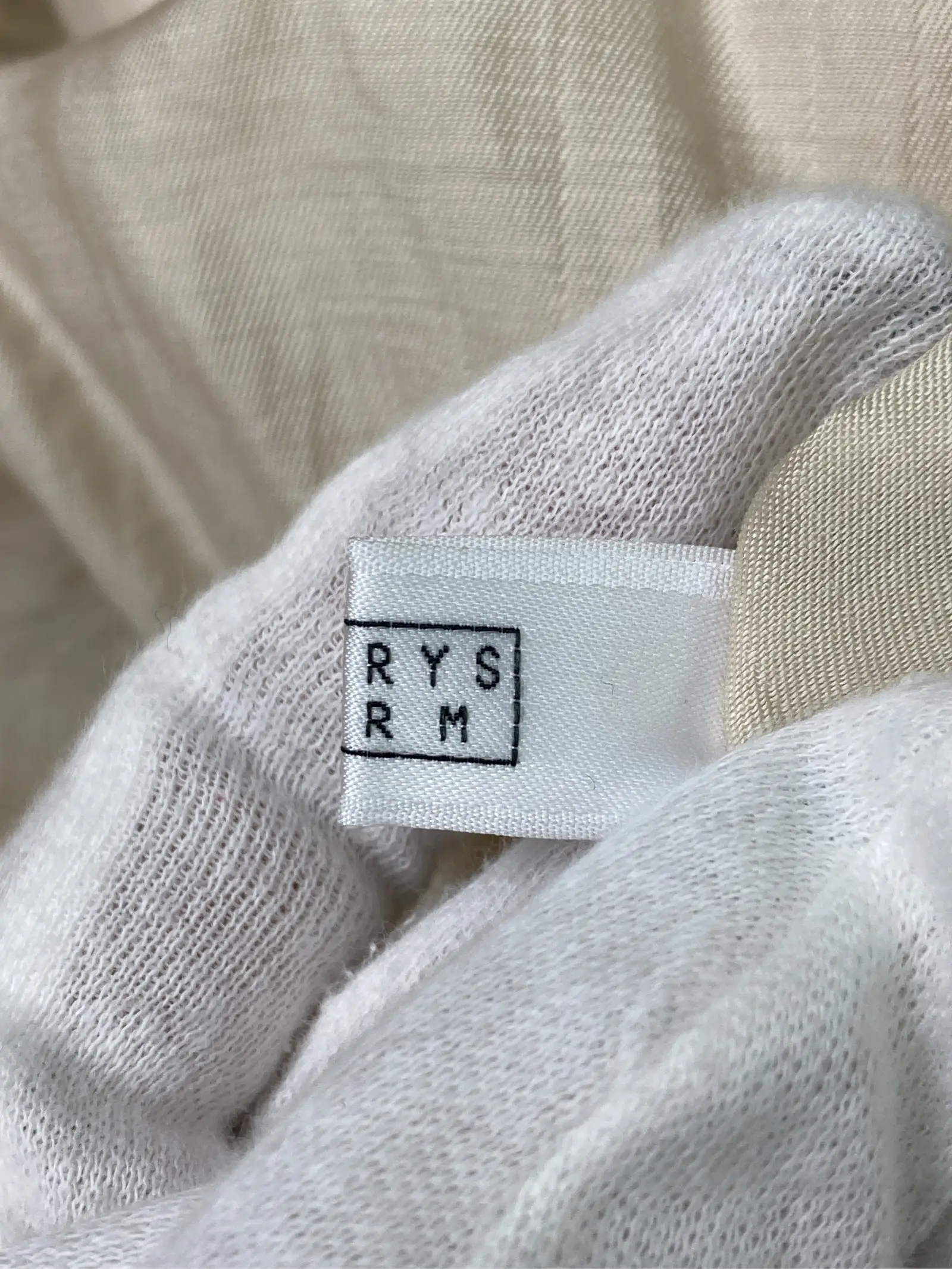 https://r2-worker.digdig.jp/product/64618b1c-778a-48c9-8d4c-6b9647fe8946/8326db62-cfbb-4c46-b214-6a68c6e064d5
