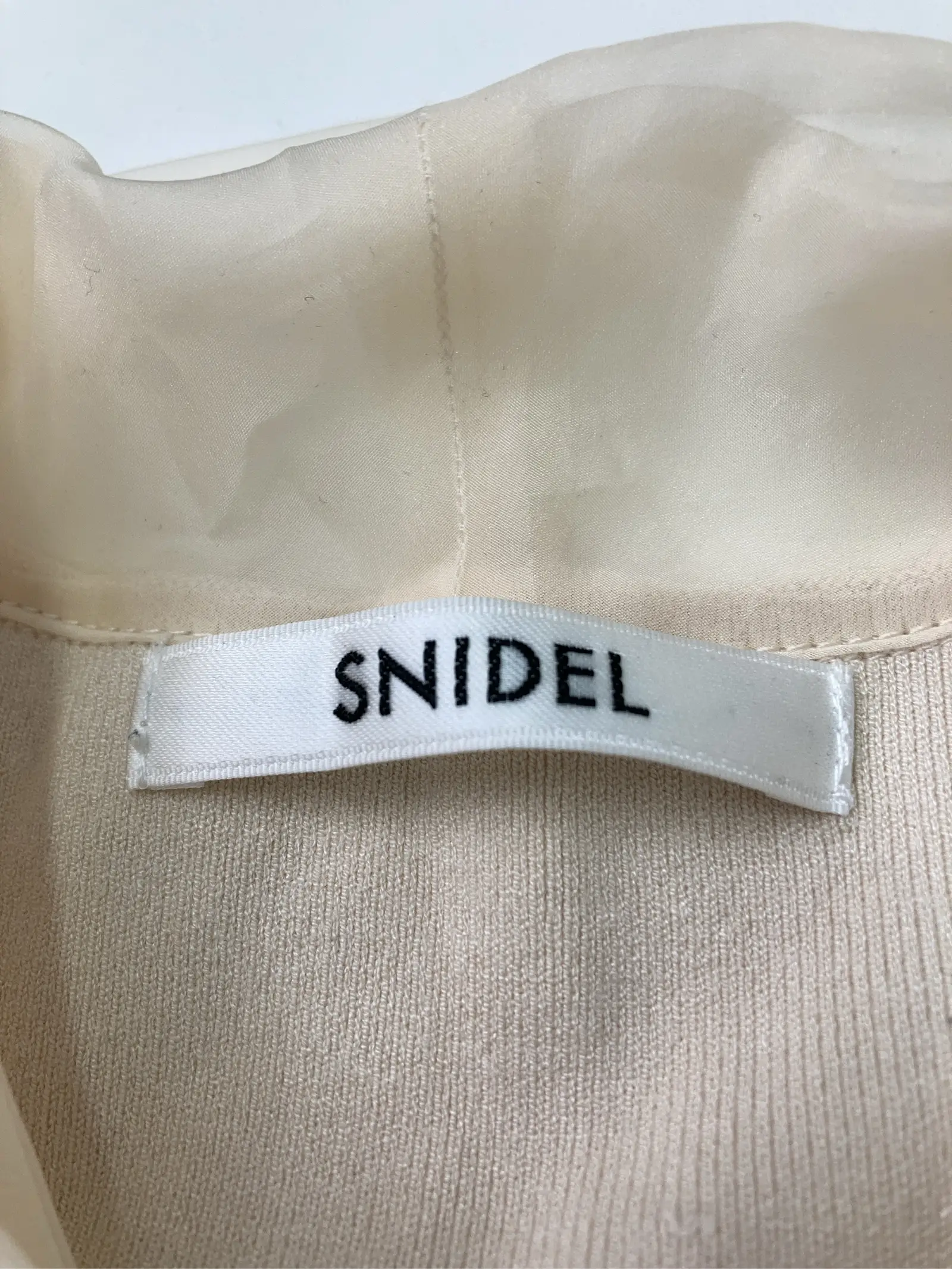 https://r2-worker.digdig.jp/product/6535874e-9f06-4c98-ac54-3d936cb5a9dc/bc415069-dff2-4506-9980-c0a64649fc6b