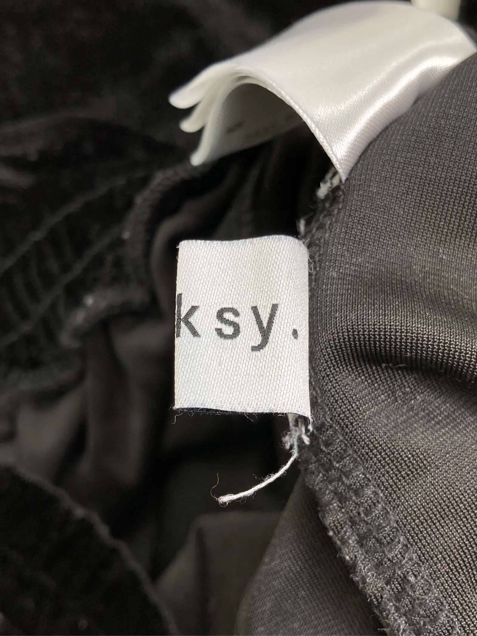 https://r2-worker.digdig.jp/product/6555013b-86a6-4b70-9c0a-37c66e61cad8/76e43f00-011b-4903-8952-b3d19d0609f1