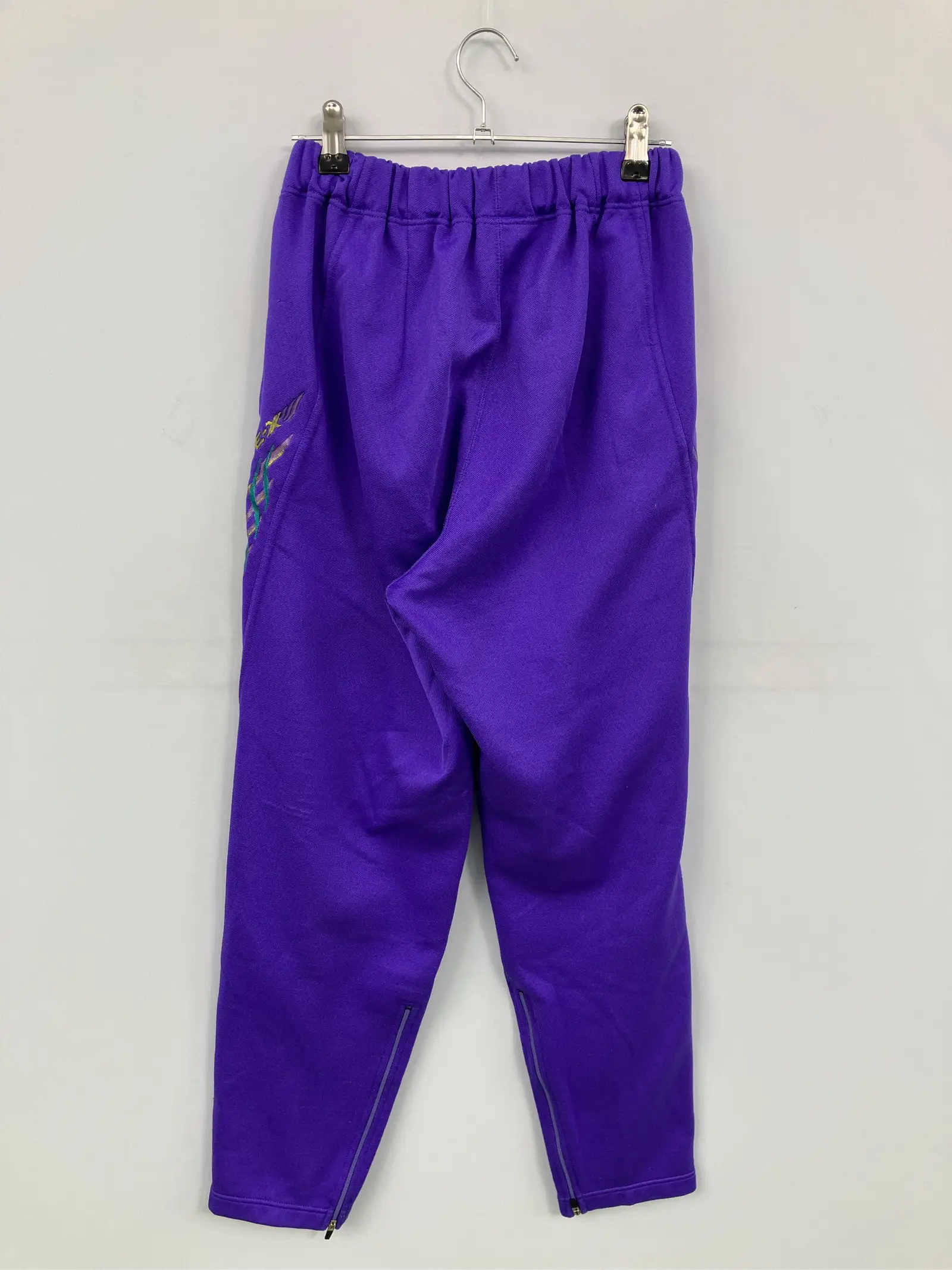 https://r2-worker.digdig.jp/product/6560e8e1-b2be-43a6-9cfd-74eea6550011/2588a4c0-8d06-4147-a978-aa8d7362b47f