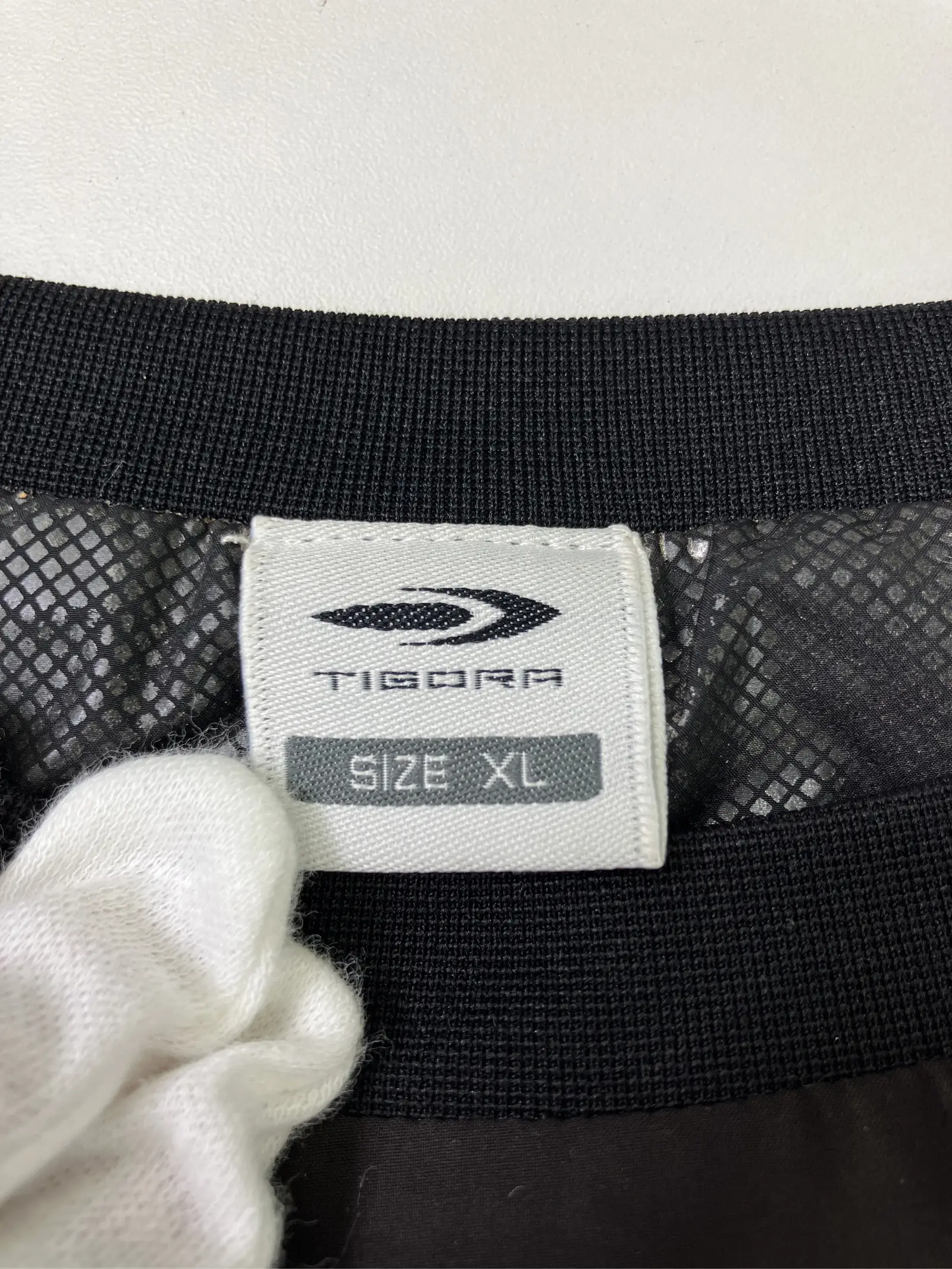 https://r2-worker.digdig.jp/product/656d98ba-e8f8-4d28-b34a-7f00a9f27bae/a840dbdf-a8d6-427d-9309-e592a5aecfc5