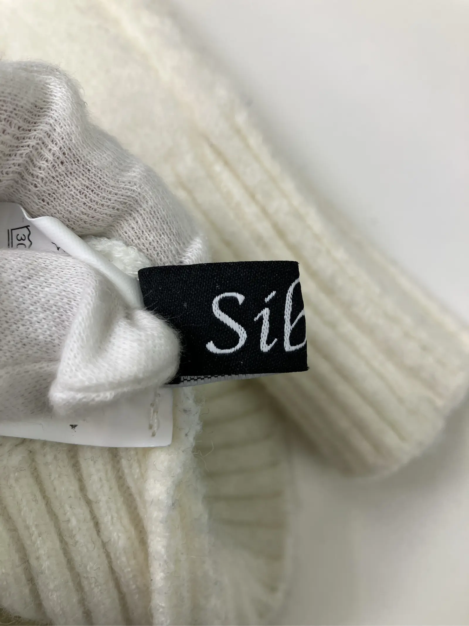 https://r2-worker.digdig.jp/product/65752e8e-2462-4202-b454-d807ed97dbd6/4b8e7bbc-232a-4514-ad15-b83ff87e7341