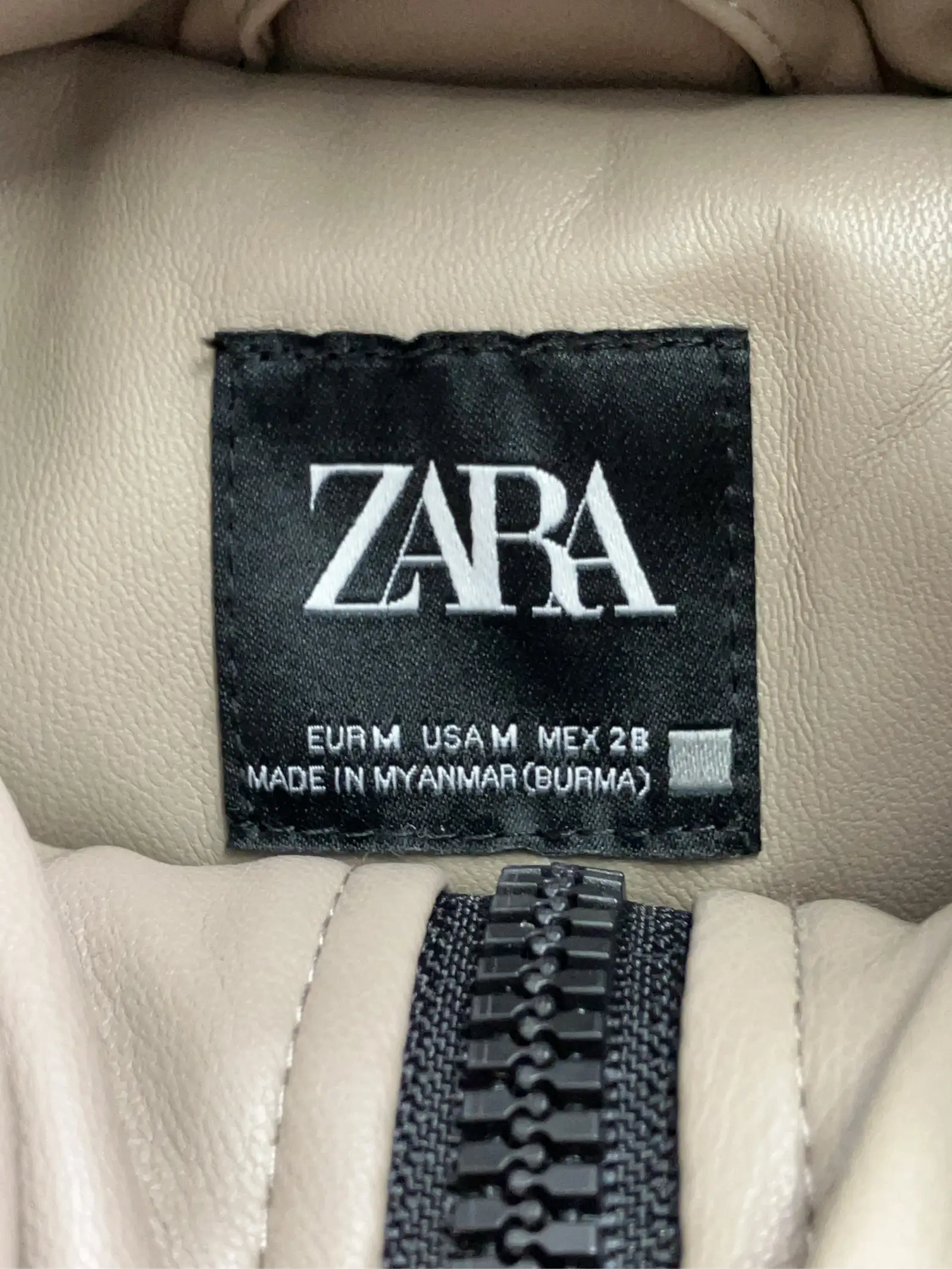 https://r2-worker.digdig.jp/product/65aef7ce-bdbb-4d6f-86a6-3abd6307224b/cae1e7de-ff7a-4367-b9f2-e088569ef121