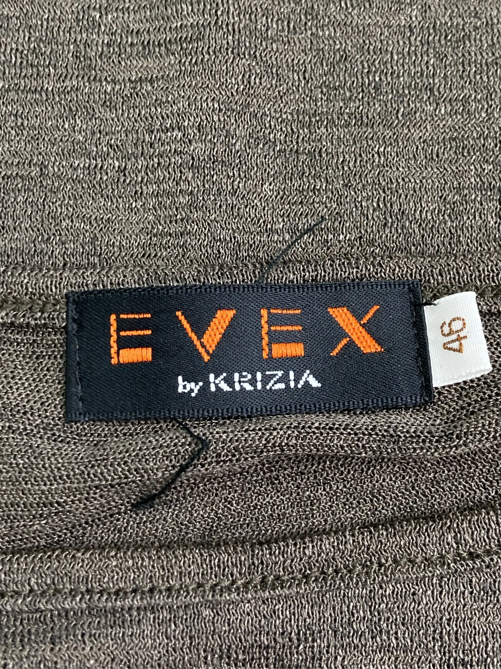https://r2-worker.digdig.jp/product/65d9cd49-94fa-47f8-8ef4-97437322a959/09701c2f-4720-4e4f-b94b-47614cf52067