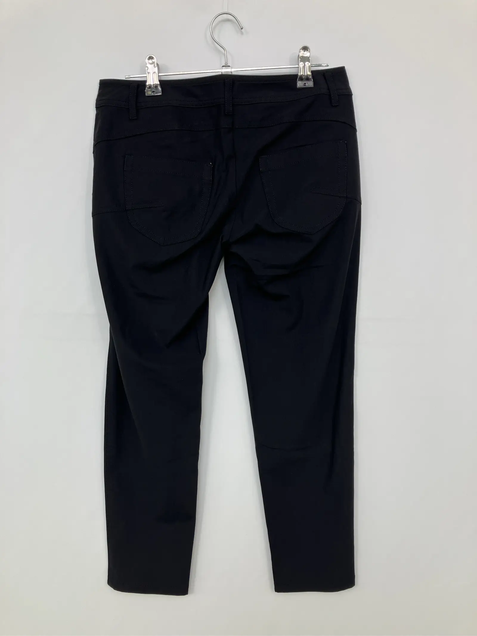 https://r2-worker.digdig.jp/product/65db1dcb-a095-43e3-802c-31571cf3e547/3ba73c57-d76e-4751-a44a-334643607edf