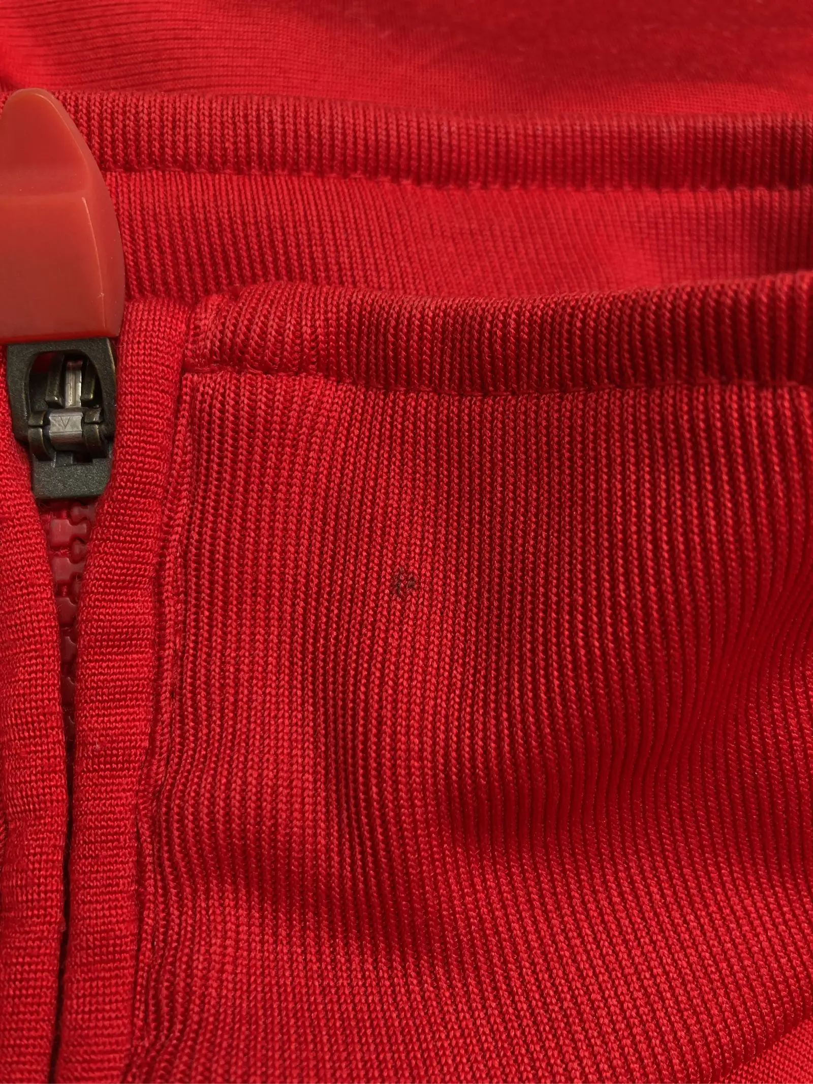 https://r2-worker.digdig.jp/product/65f4f4ca-7a16-4053-8c90-74c39ae9aa9e/f276a60b-f352-4888-94c7-b96e097ebed1