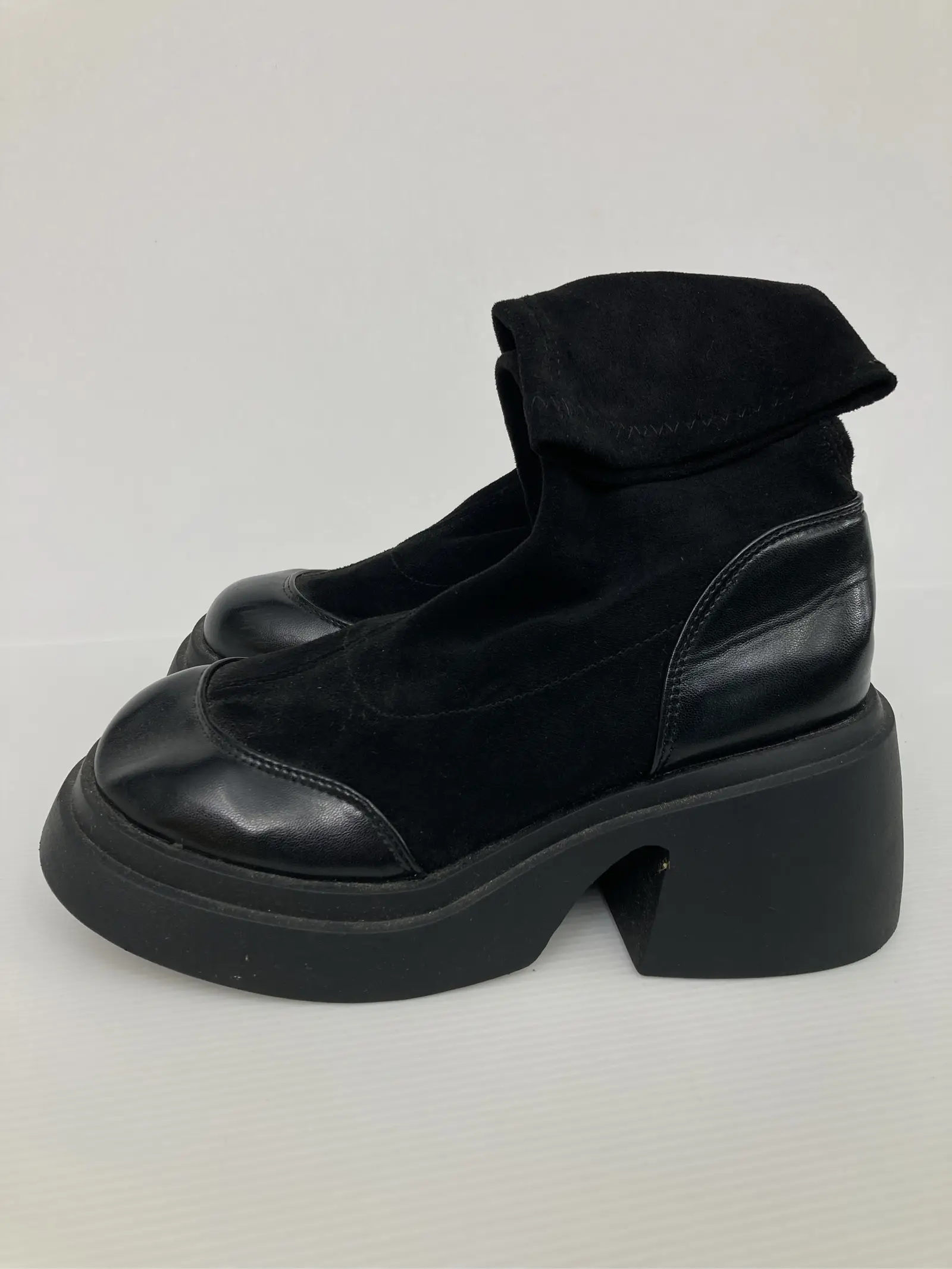 https://r2-worker.digdig.jp/product/6730e693-dd89-4f7b-ab80-81cdc7b10843/1f3481b7-f09a-4b92-8ca9-e6f8fa34c96c