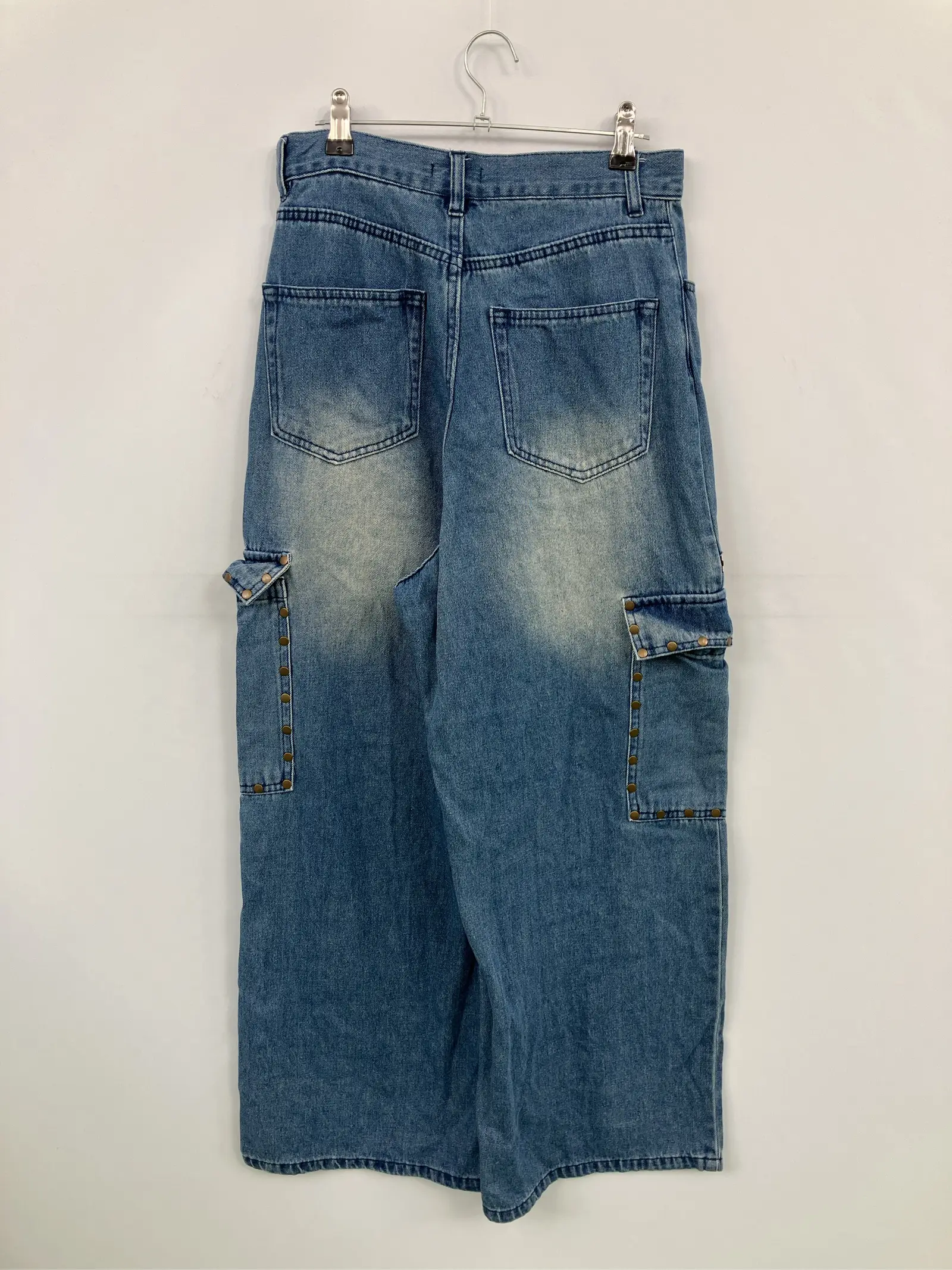 https://r2-worker.digdig.jp/product/674bfbe0-b6d2-4e23-bae5-cf4f18fad0f3/3c28ea00-b5b7-40cb-87cc-d530708564f8