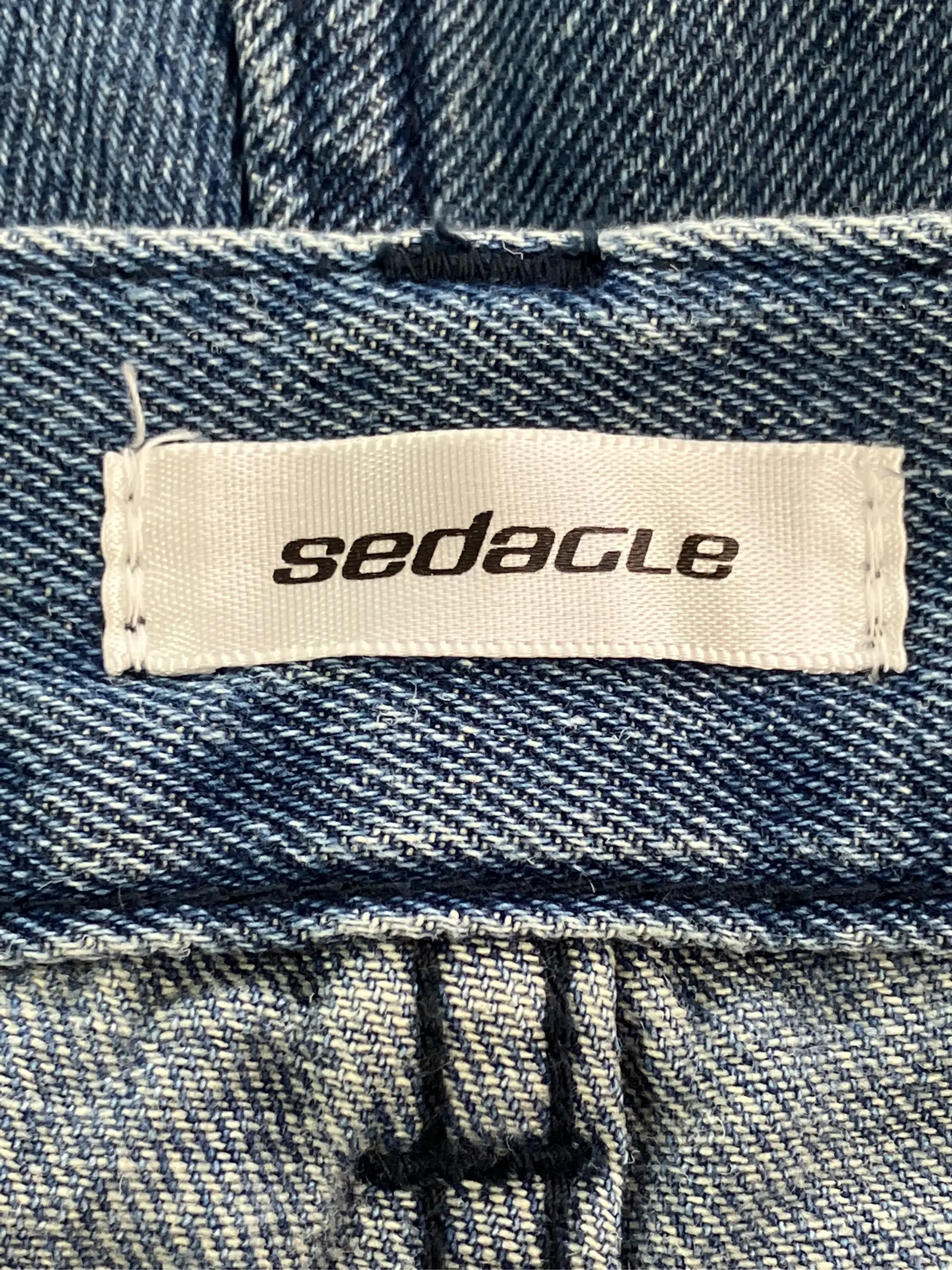 https://r2-worker.digdig.jp/product/674bfbe0-b6d2-4e23-bae5-cf4f18fad0f3/a57df9cd-4c32-4436-8429-d37bcfd87e79