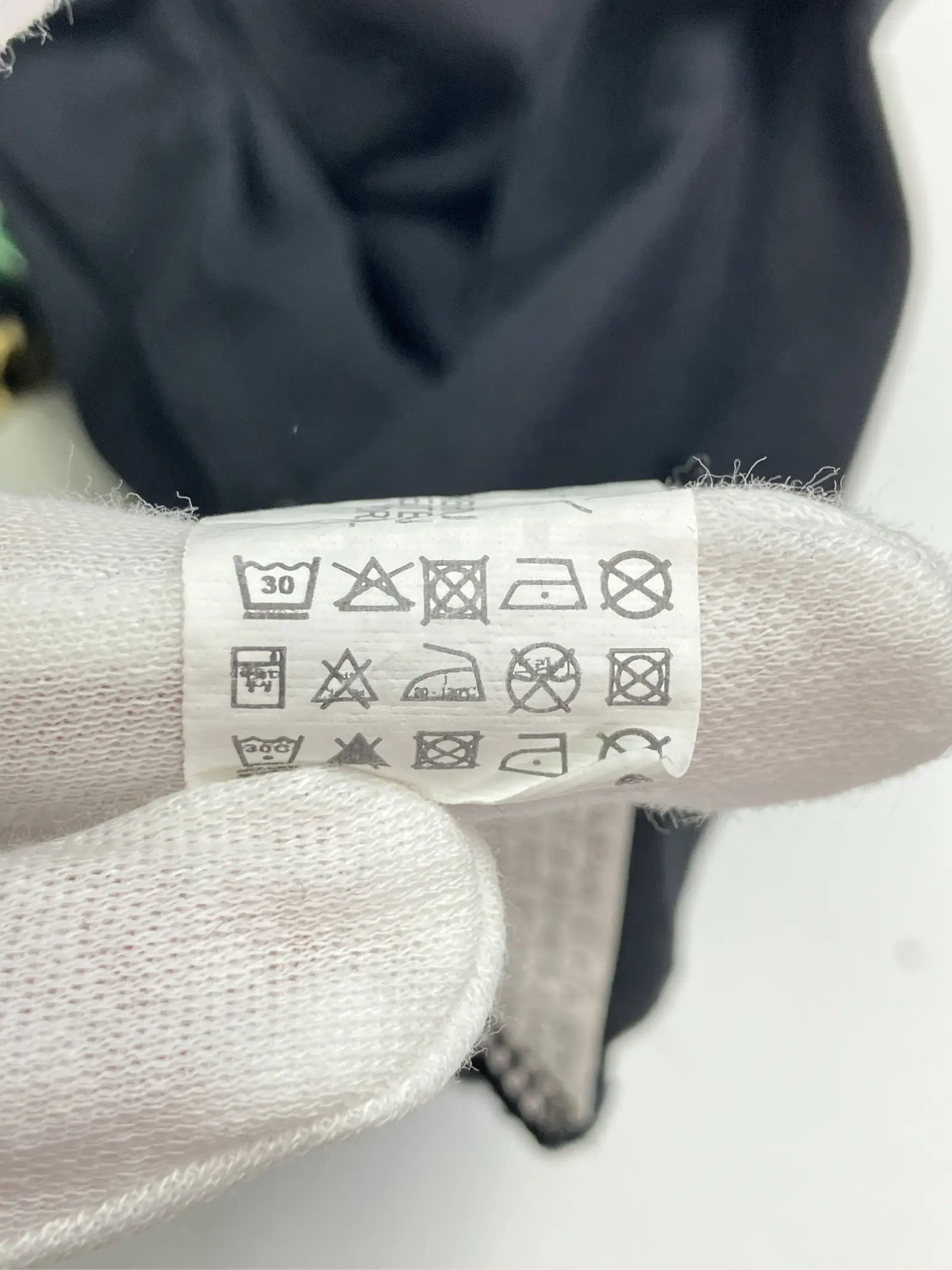 https://r2-worker.digdig.jp/product/676f9921-b0e9-4b52-af47-0452aa7a9b51/05a42a4b-adb1-4261-98a3-740683618c4d