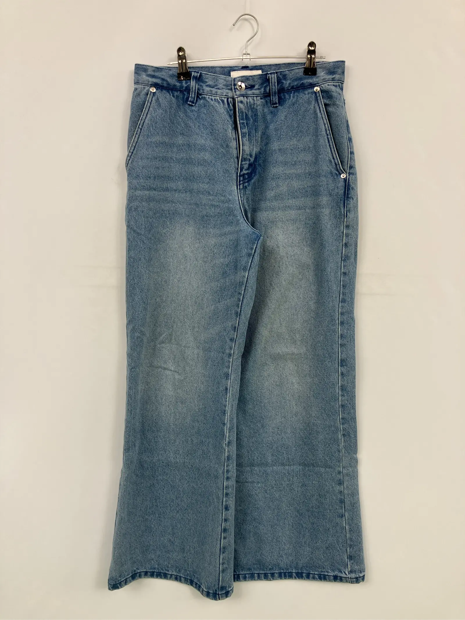 https://r2-worker.digdig.jp/product/679168bb-1f4d-4c2b-90f6-7213f7599cb4/9557aaf8-3bd5-4861-afa2-1576d3cce020