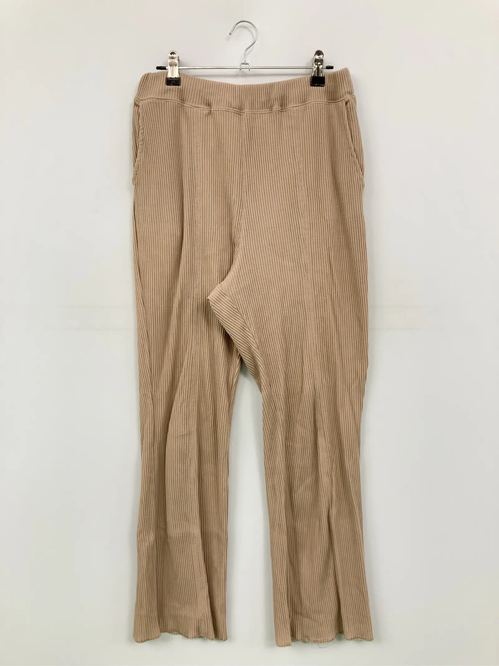 https://r2-worker.digdig.jp/product/68331969-935a-4309-b8c3-f207ad3d64de/f3004cae-9d85-4625-80f3-8dbb6424b01d