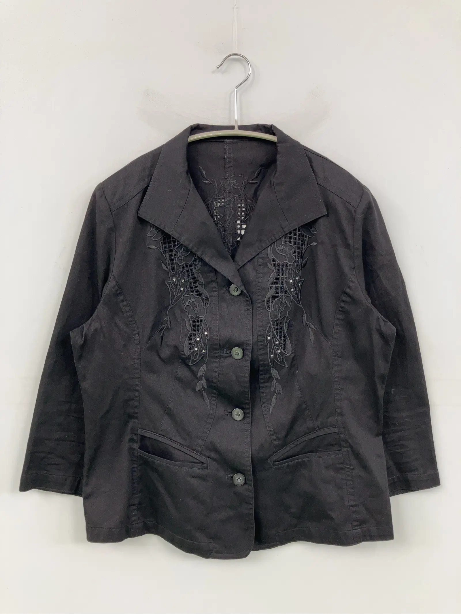 https://r2-worker.digdig.jp/product/695a1414-e110-4de1-bce2-d7db54bed571/b9ed3a0b-94f8-4152-b86a-4564066c33c4