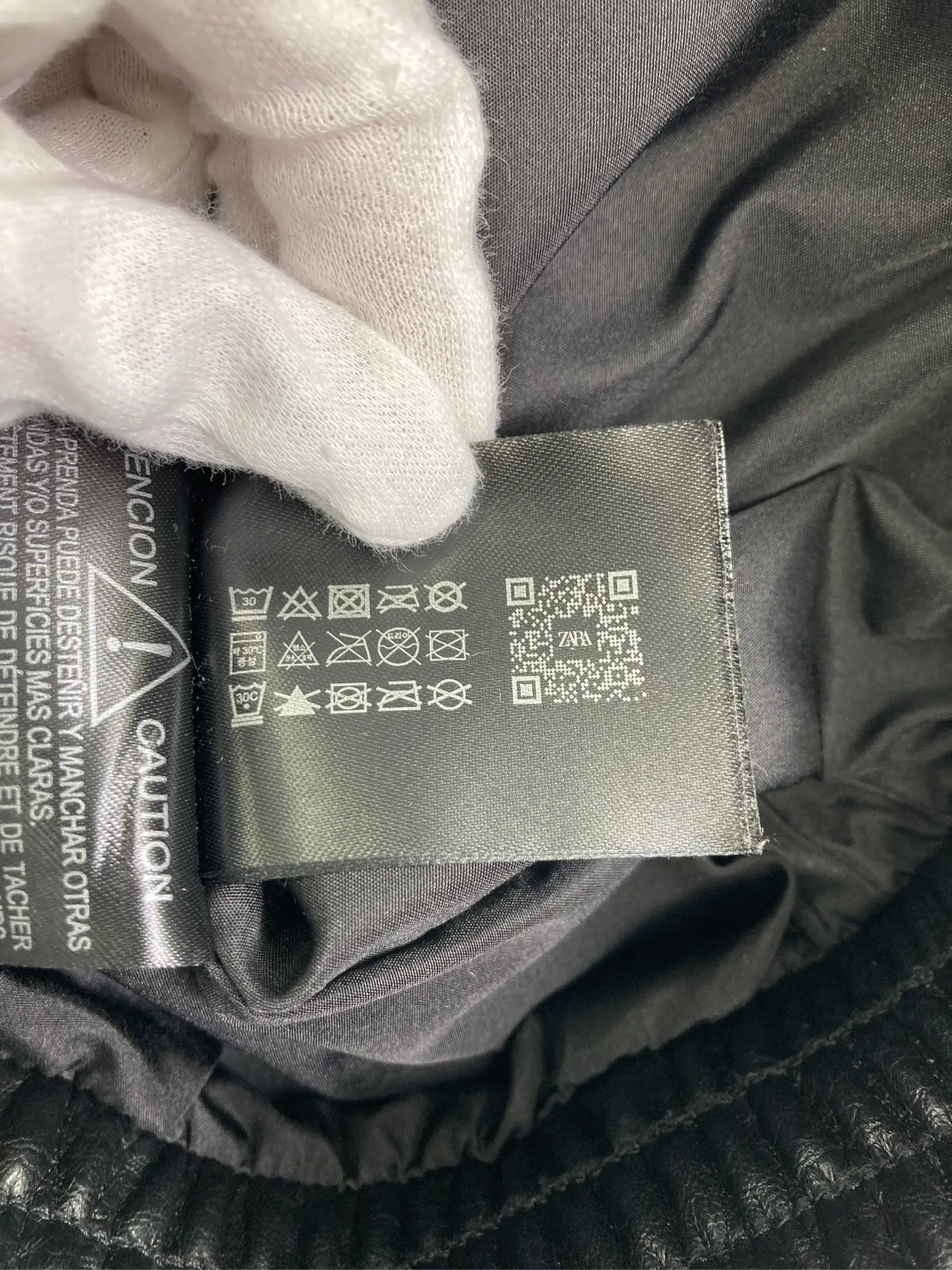 https://r2-worker.digdig.jp/product/6aa9fc48-6249-4e63-b297-93290c718d32/9b5fcdf9-7943-48b0-a97f-56e016492c8c