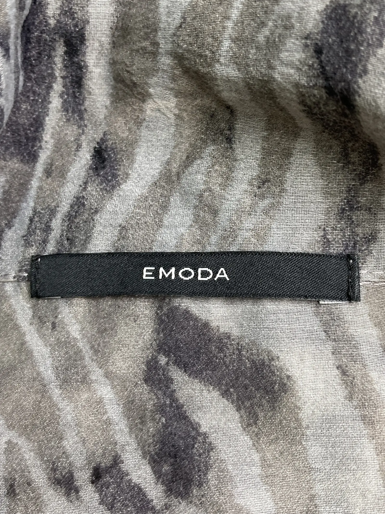 https://r2-worker.digdig.jp/product/6acbdc75-4a90-4dc4-9adc-f343ca10d6b3/be0a3d87-e3f4-4d23-82de-de2de1367e41