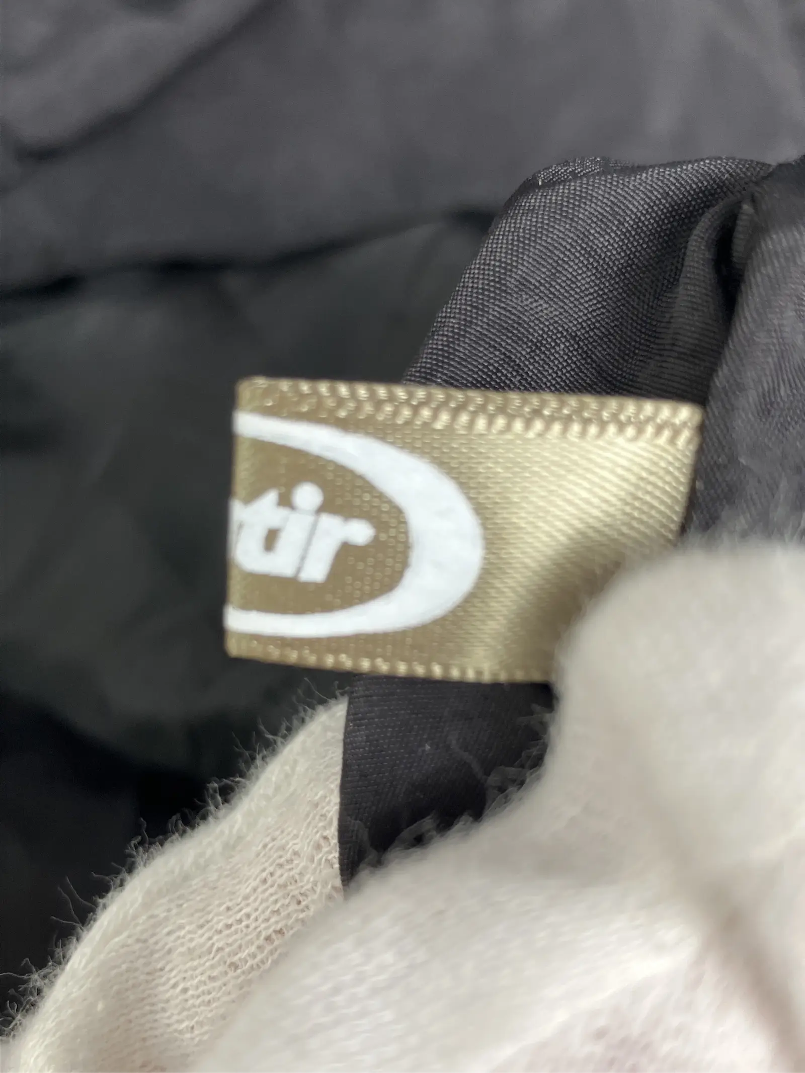 https://r2-worker.digdig.jp/product/6aee727a-c39c-4b6e-aaba-35e58dd3834e/27b7e1a7-c257-47fd-be90-9ba84bae74ea