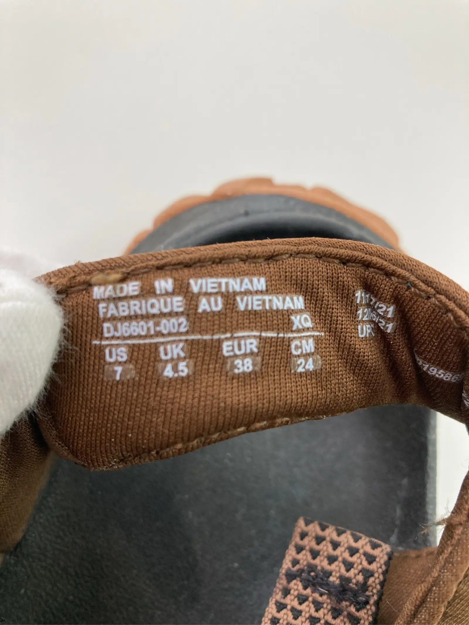 https://r2-worker.digdig.jp/product/6b17bd9c-a5ef-4a88-ab70-d1c6617b6538/6f9b9148-bce9-4001-8cf7-d718cee8104b
