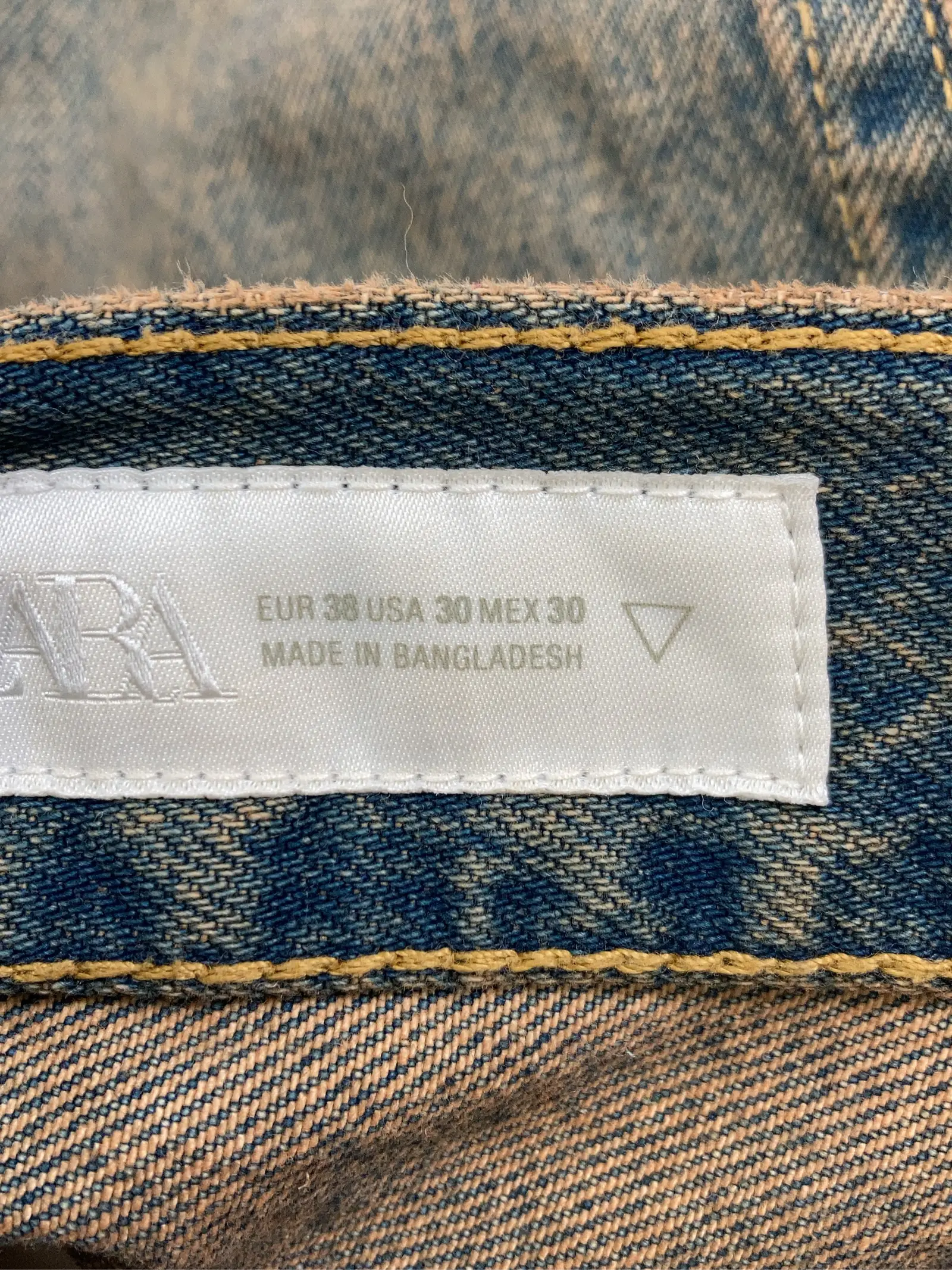 https://r2-worker.digdig.jp/product/6b1cdab9-89bb-4d93-bb93-9b0e20b90504/0f012cad-c76a-4956-a1aa-ae83c1baf3b1