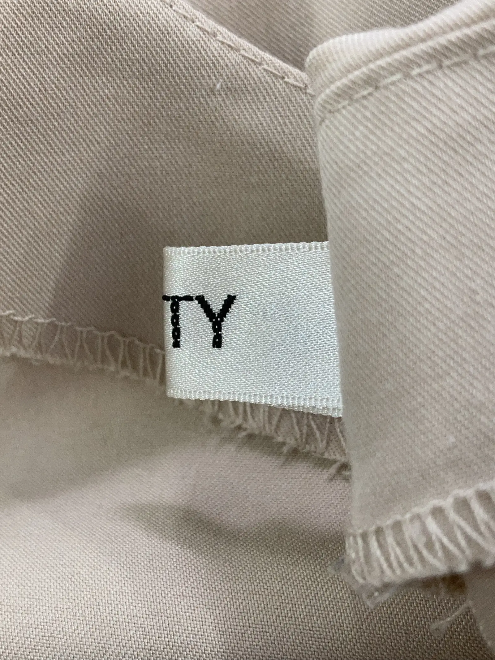 https://r2-worker.digdig.jp/product/6b457020-e5e7-46e1-a5e7-8b4fda4ad50c/15685f6e-f262-4cfe-b6af-d102528d6e76