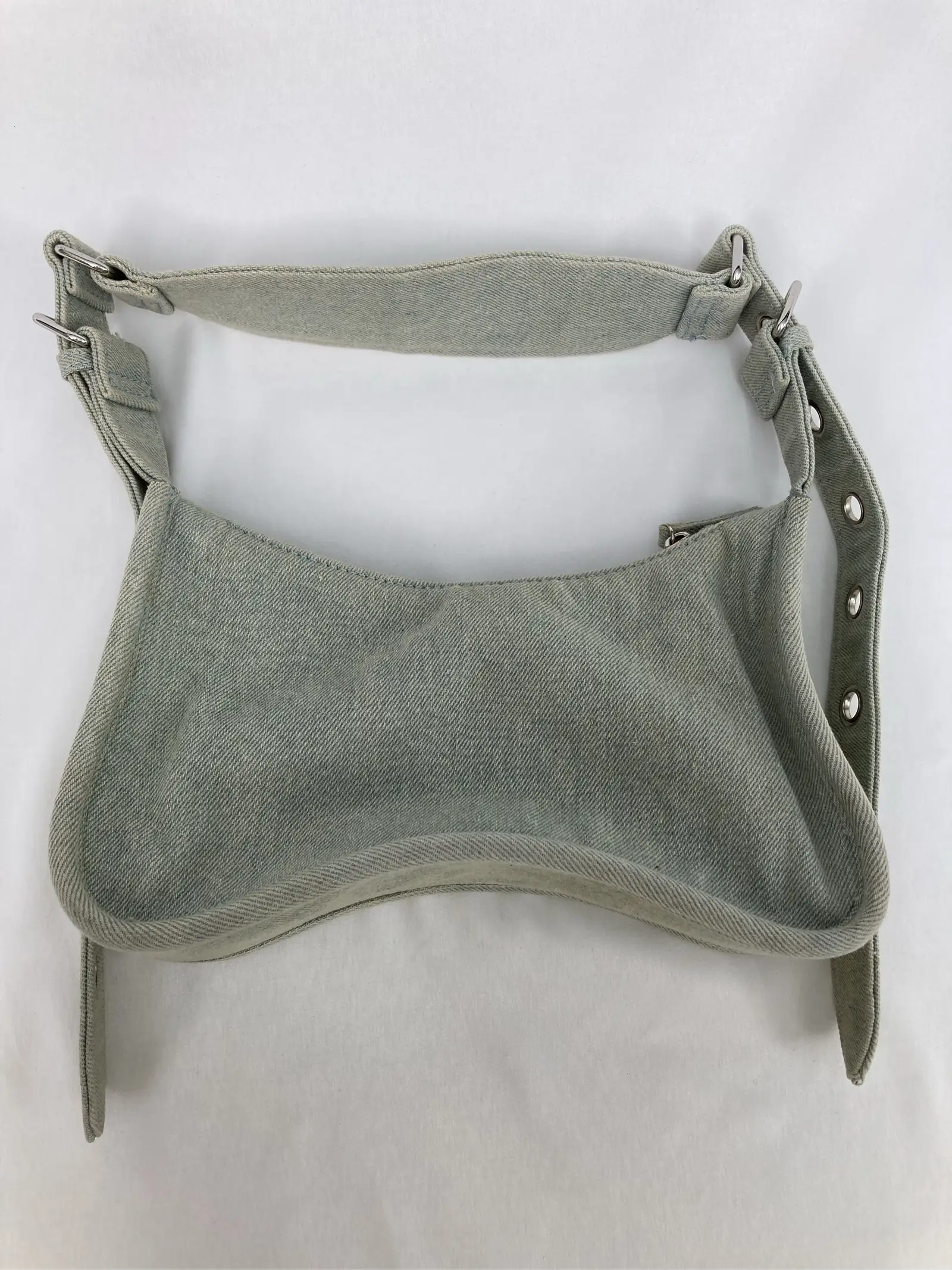 https://r2-worker.digdig.jp/product/6b7644b1-0229-418a-bfd3-94ef68f5e165/cb0fb059-701a-4025-8bfc-793b126c585e