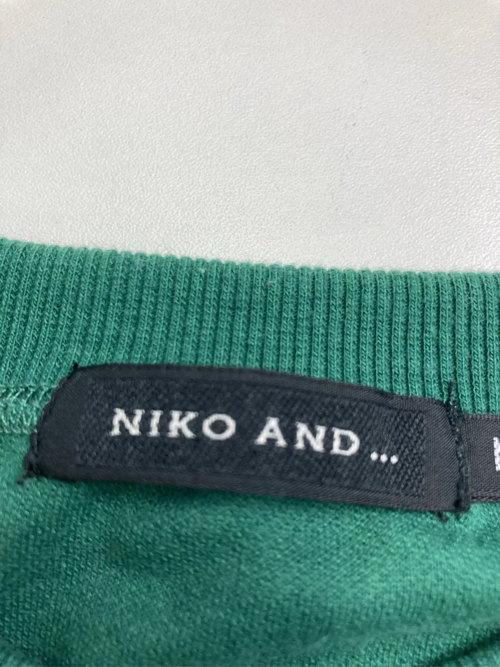 https://r2-worker.digdig.jp/product/6b7d5b87-87f8-40e5-adc5-e3f0d6153b0b/7d6c724f-dcba-4ca0-bb19-5e980614acc8