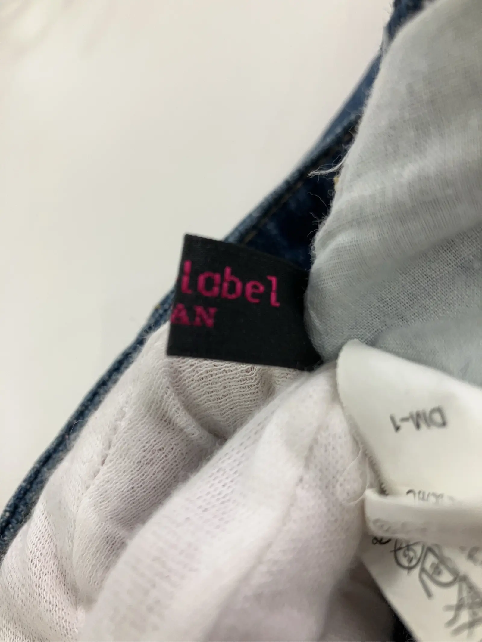 https://r2-worker.digdig.jp/product/6be225d2-26c6-4442-89e4-0b868cf04d5b/083feb92-fab6-45c8-8d5f-405f47e4e948