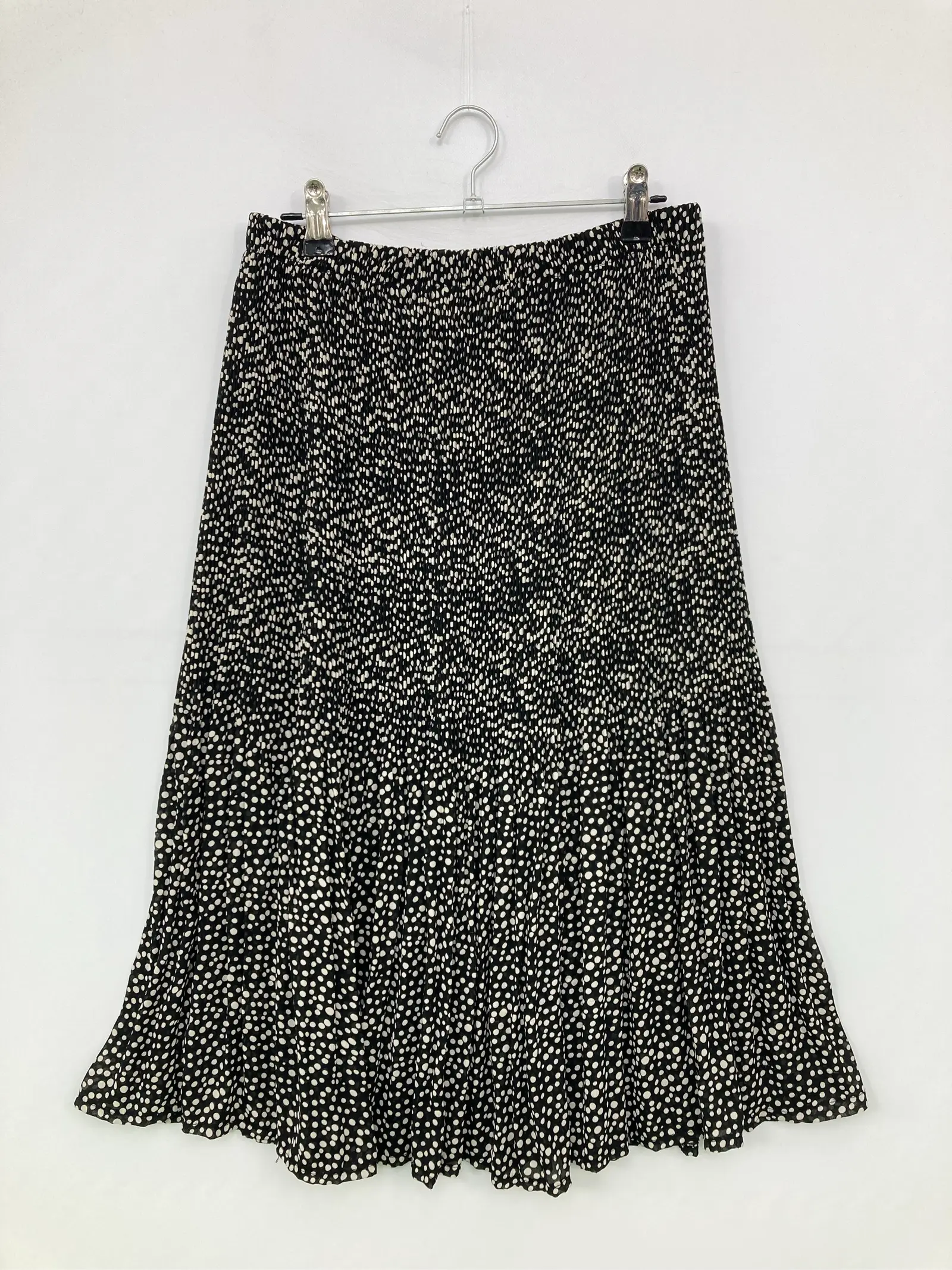 https://r2-worker.digdig.jp/product/6c957daa-d5c6-44dd-8aa5-602314f8fde7/72ffbafd-1e64-454e-a57a-b23931be3366