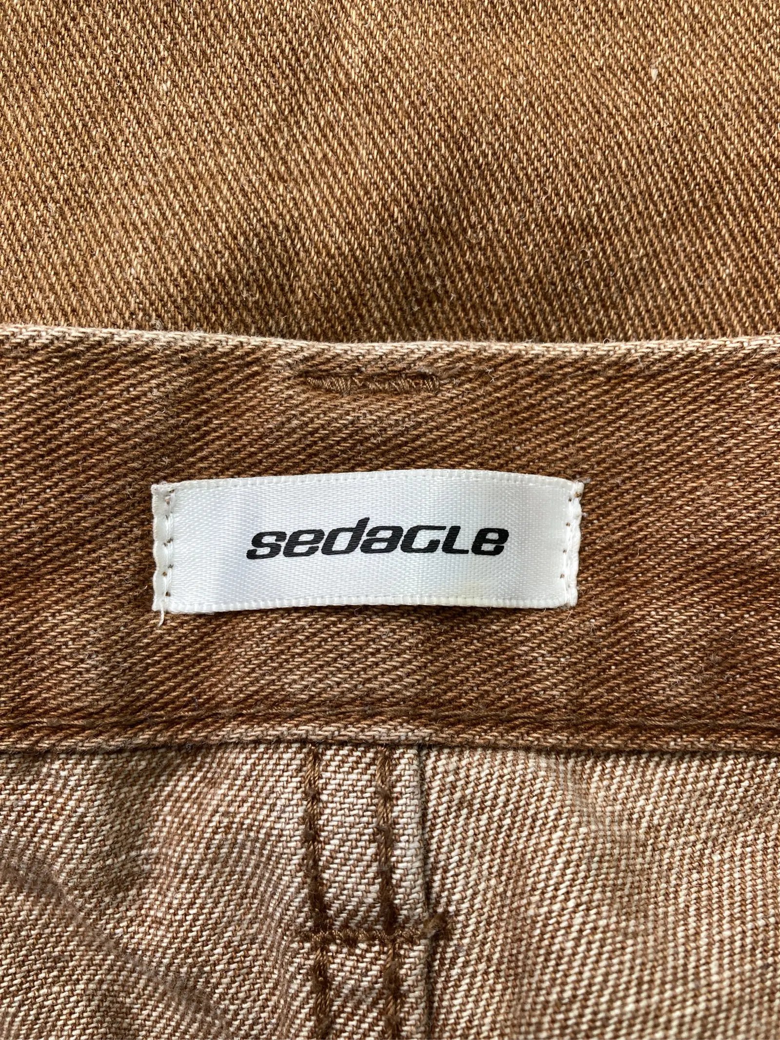 https://r2-worker.digdig.jp/product/6cad2a52-992d-484f-b86d-6665c2982732/fb1eaf2a-e224-47d3-9845-8a097944bf78