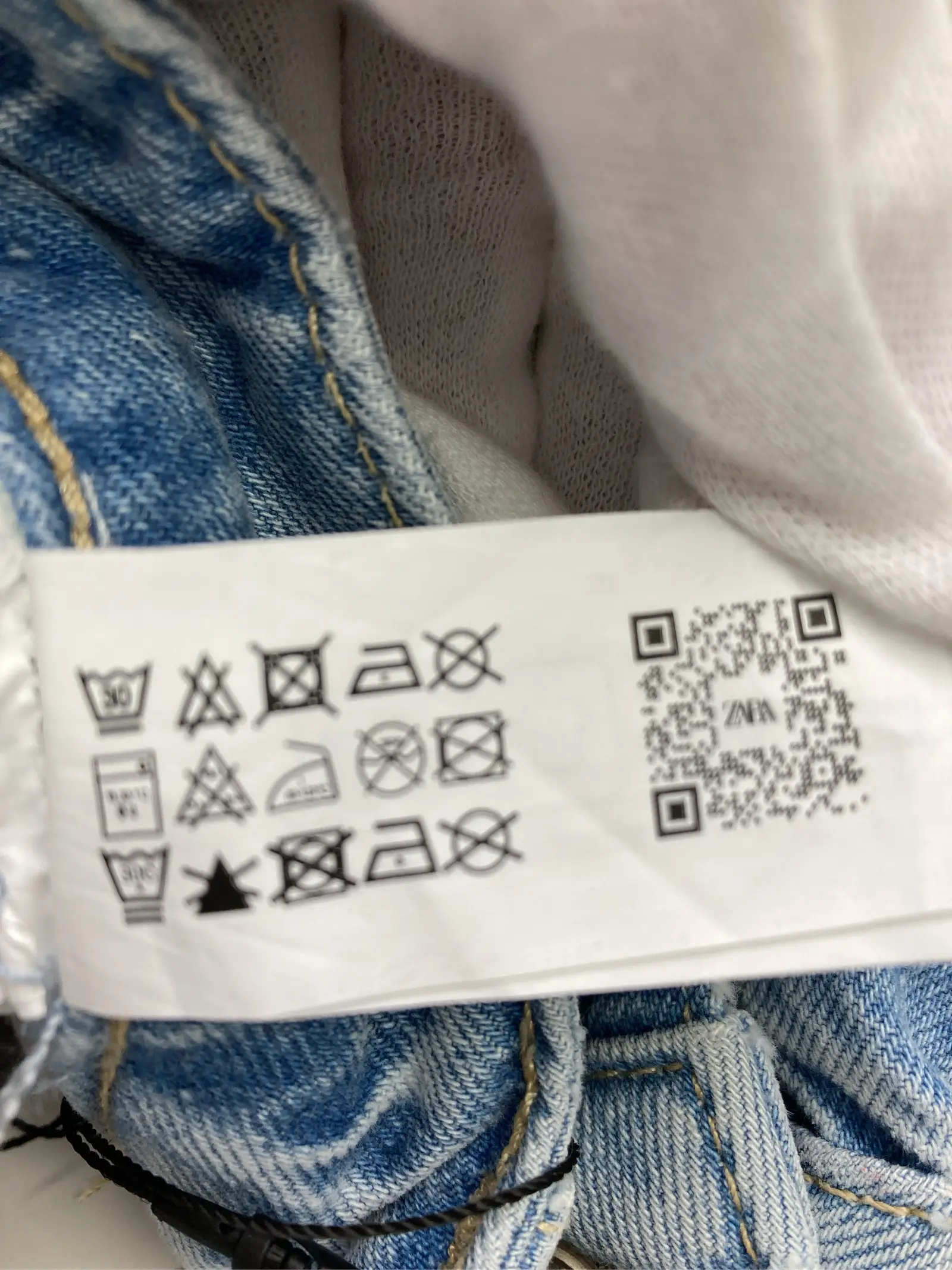 https://r2-worker.digdig.jp/product/6cae1448-e125-464c-989c-a7122072ea34/e037f35e-9726-4eaa-9617-9d95d41acb57