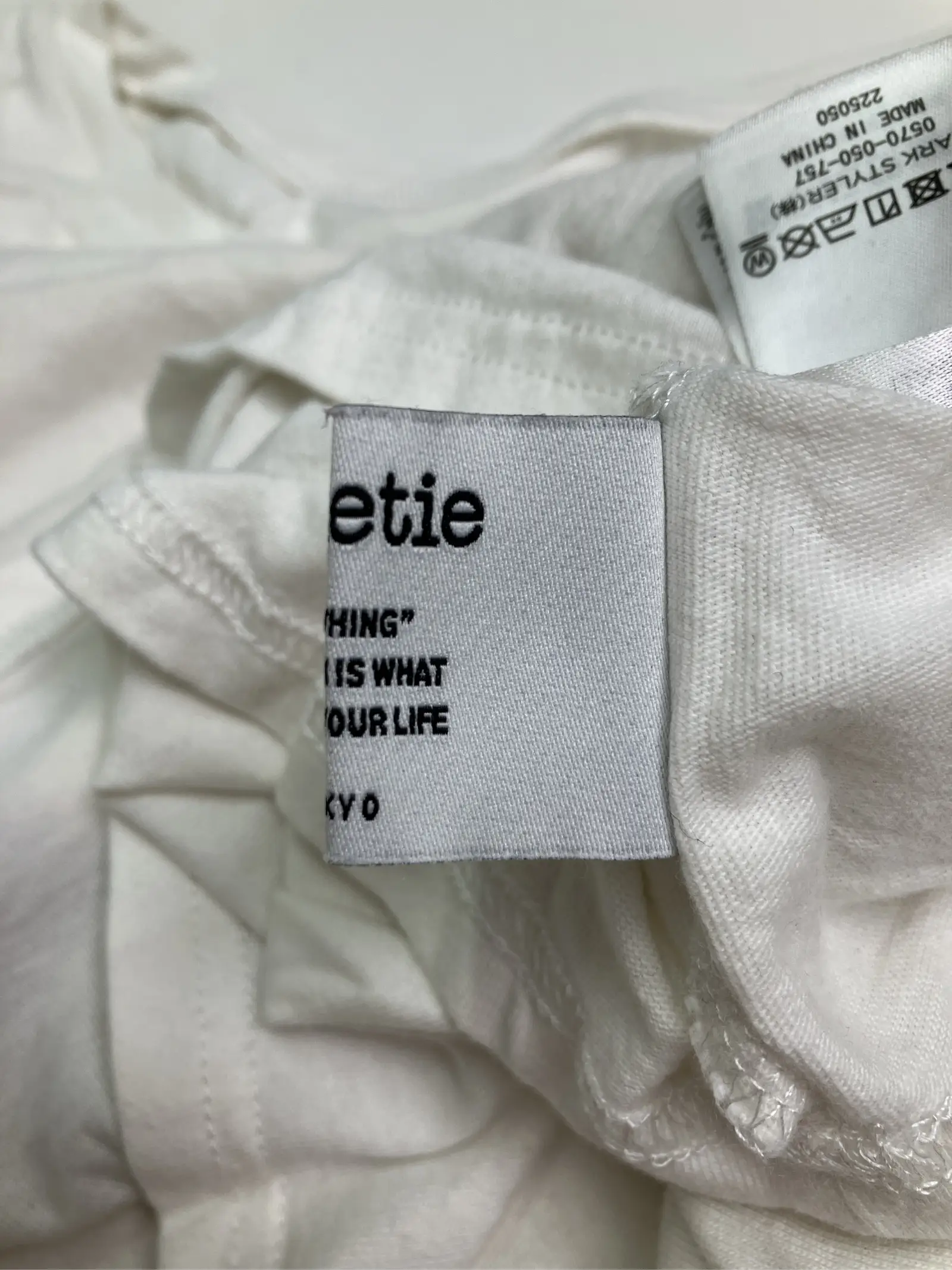 https://r2-worker.digdig.jp/product/6cc26757-e4a1-4eb7-8444-4bb7d80bc0dd/4fccee00-d1e4-48bb-8bbe-c6715b564c75