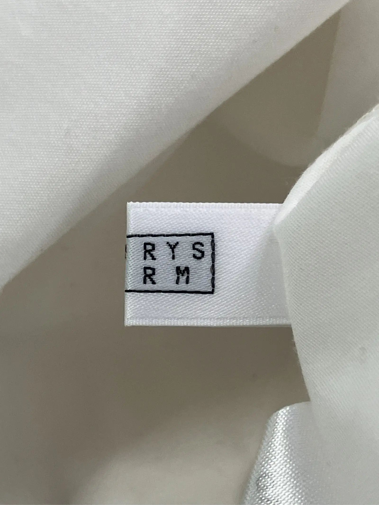 https://r2-worker.digdig.jp/product/6cf42d7e-f576-4166-b0ca-0c95d23b12f3/0bf48ab9-3c4e-45bf-9a77-ac04e652c4f2