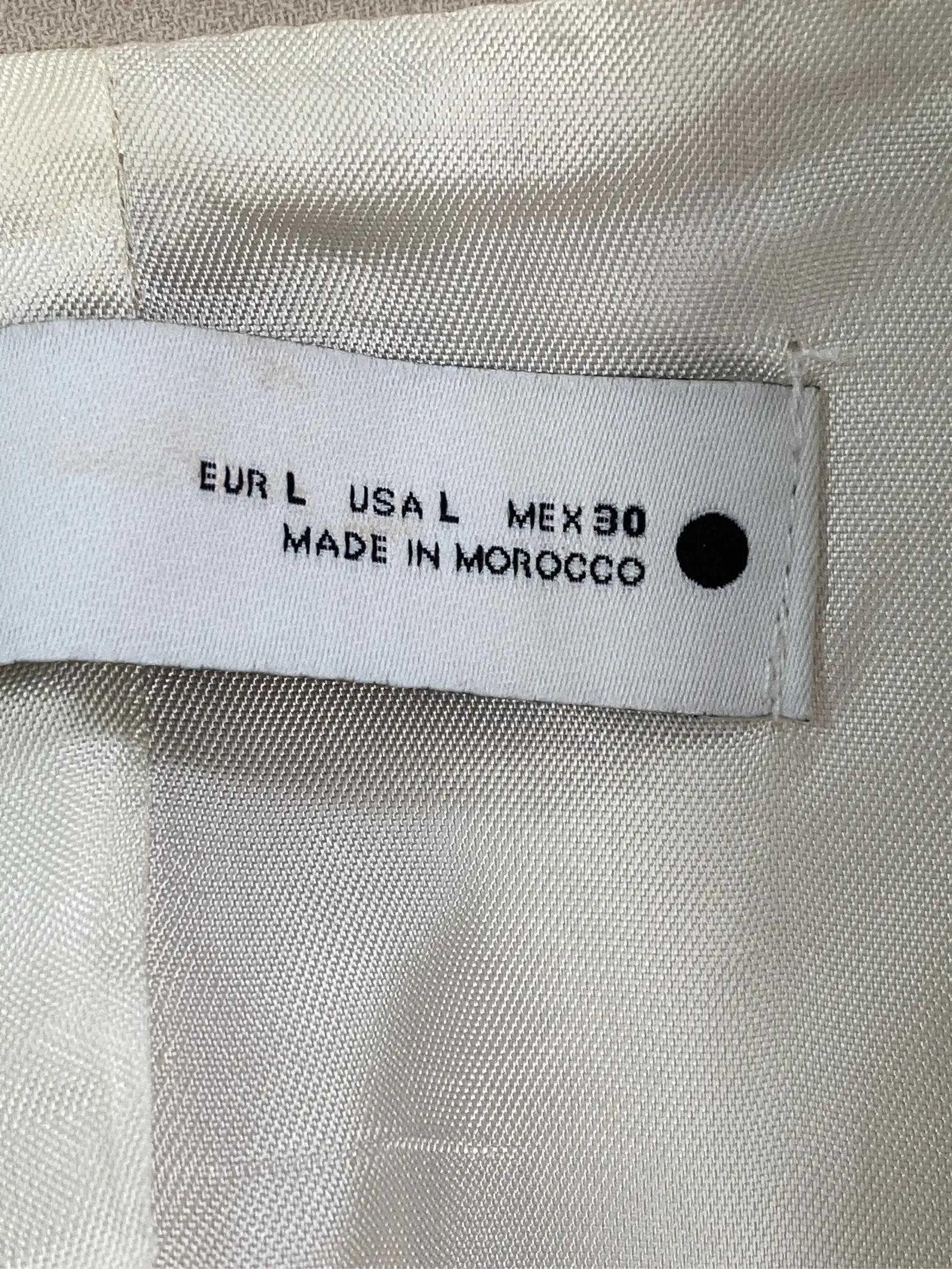 https://r2-worker.digdig.jp/product/6d0baa41-f8a2-4e95-bc26-15d302ec31ca/47a01185-d2f9-44ef-aa67-0de3f452936c