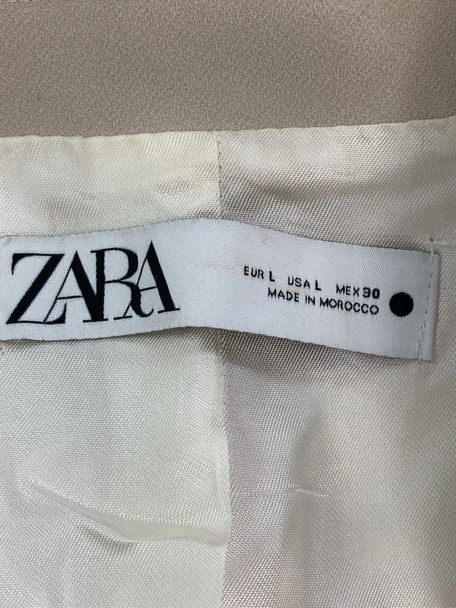 https://r2-worker.digdig.jp/product/6d0baa41-f8a2-4e95-bc26-15d302ec31ca/be1643cc-ecd4-4073-9852-b563955700c4