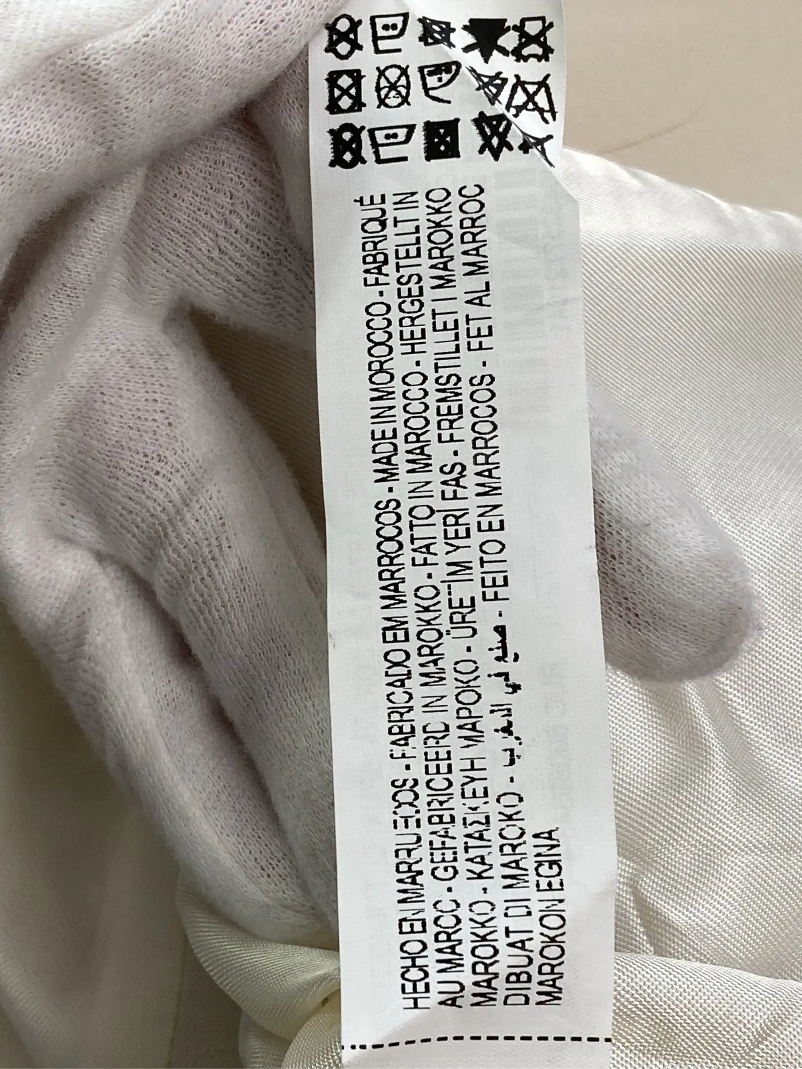 https://r2-worker.digdig.jp/product/6d0baa41-f8a2-4e95-bc26-15d302ec31ca/d1e84ddd-513e-4ad3-be3c-e67c7be7772e