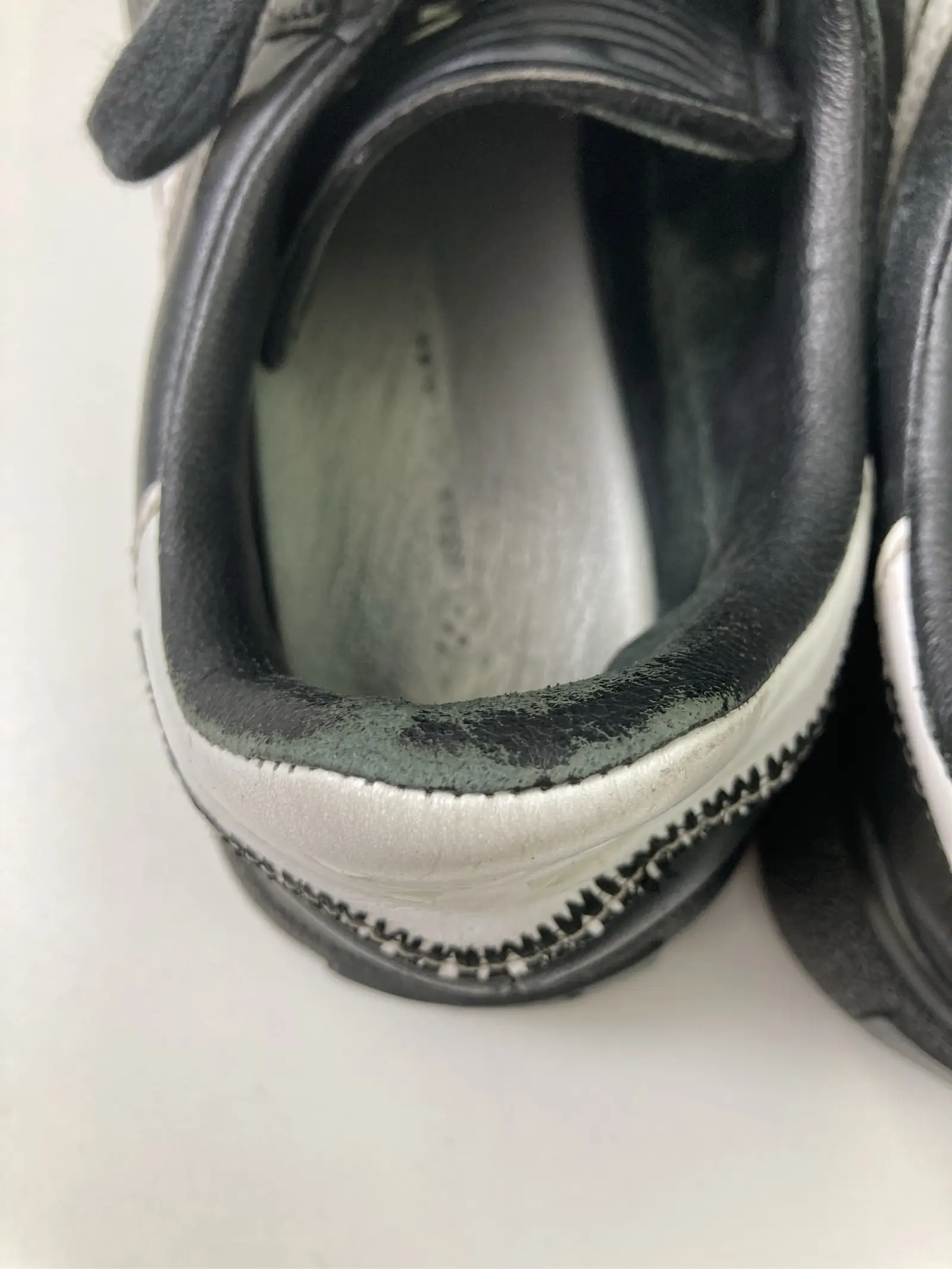 https://r2-worker.digdig.jp/product/6da21f5f-7b8b-4618-bd72-211b2fcfc705/e6b1ad06-9b19-48bc-b1b8-242f433c5e65